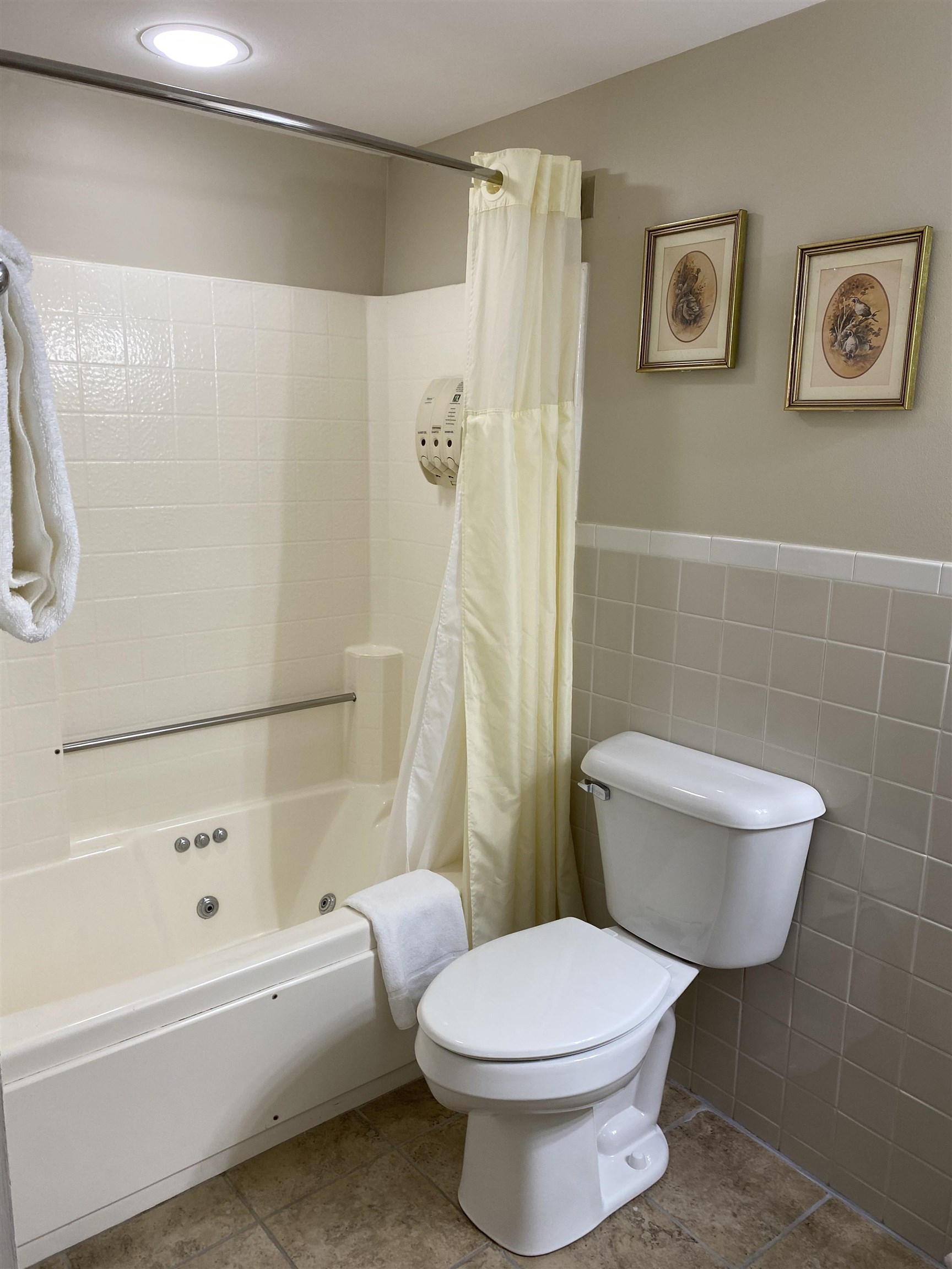 2760 Nh Route 16 Property Photo 4