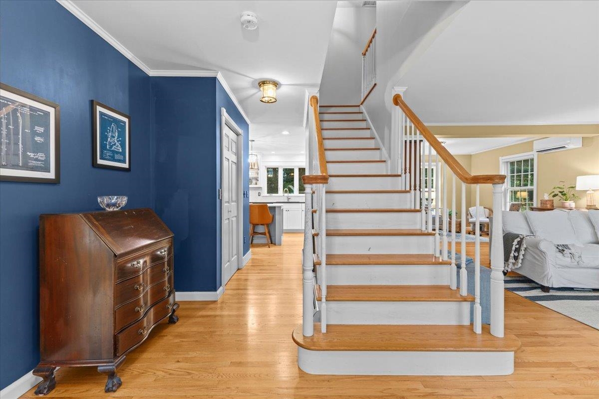10 Brownell Way Property Photo 8