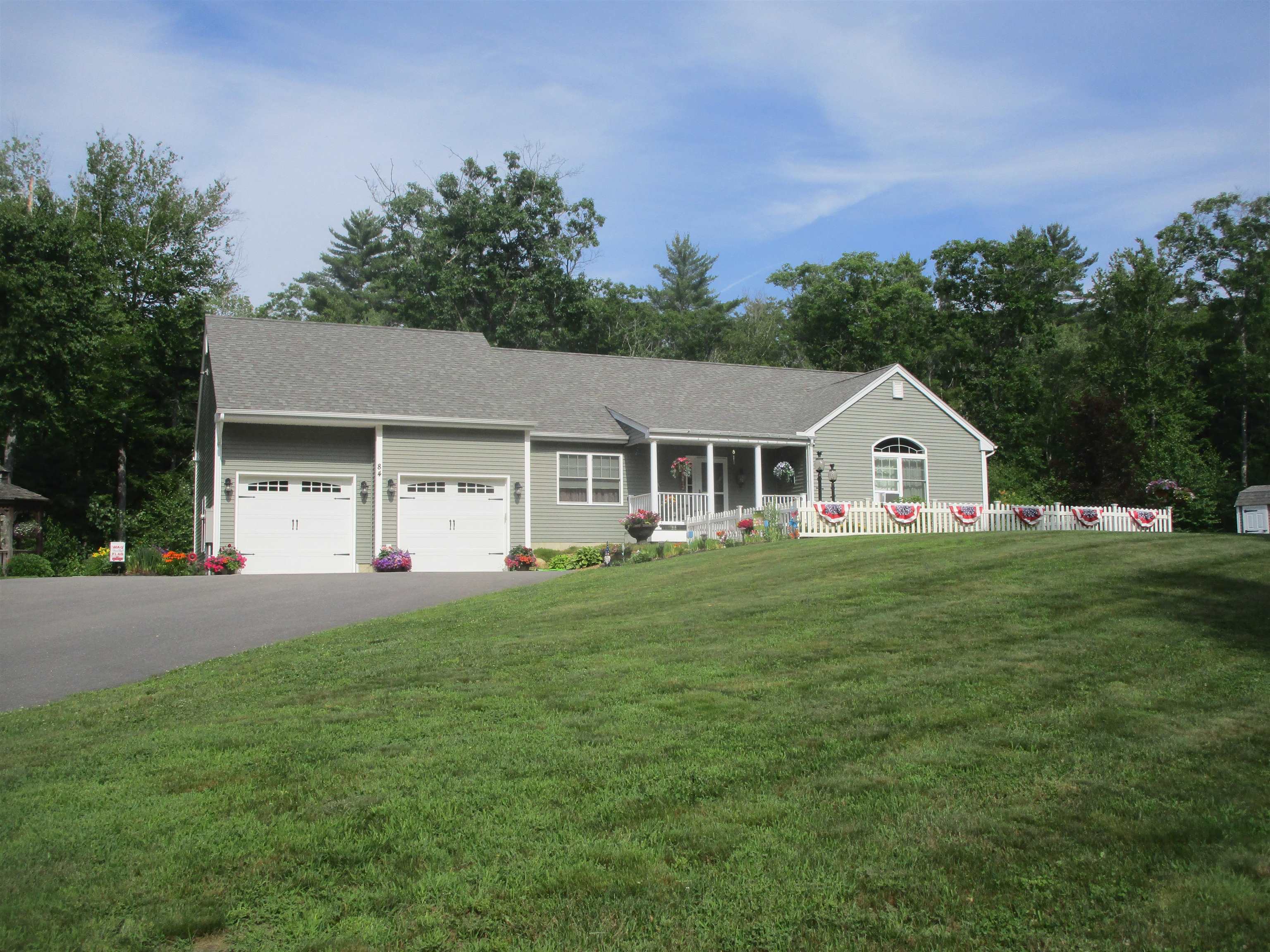 84 Mountain Road Property Photo 1