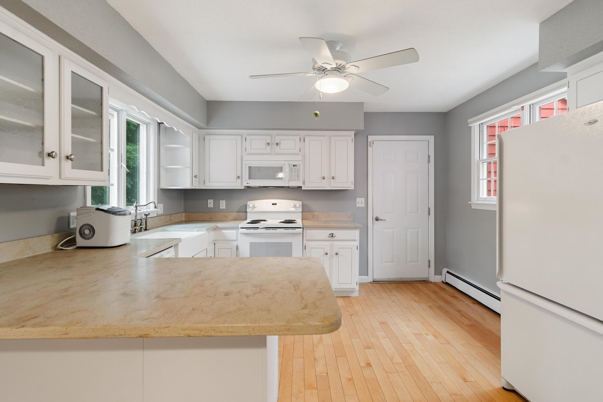 95 Dion Street Property Photo 4