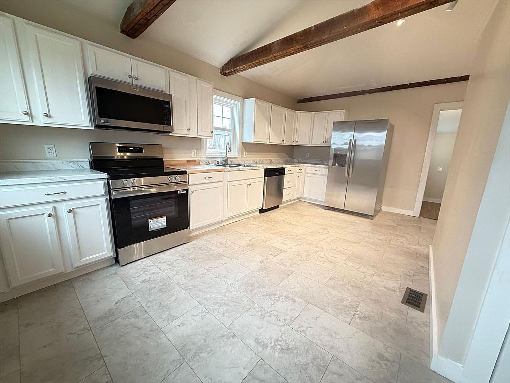 3 Meadow Street Property Photo 3