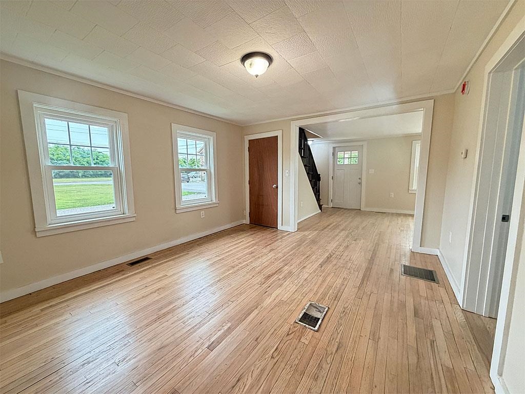 3 Meadow Street Property Photo 5