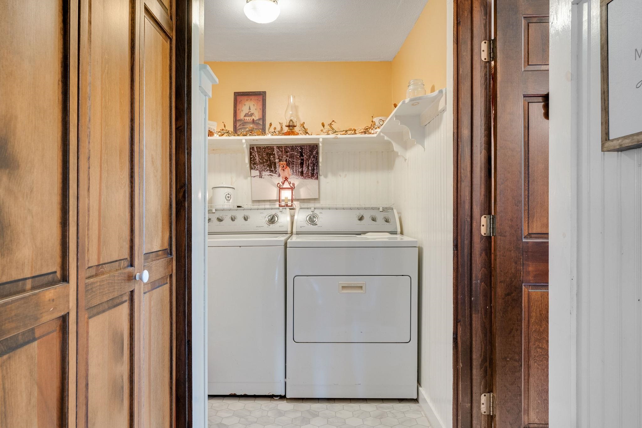 2408 West Street Property Photo 24