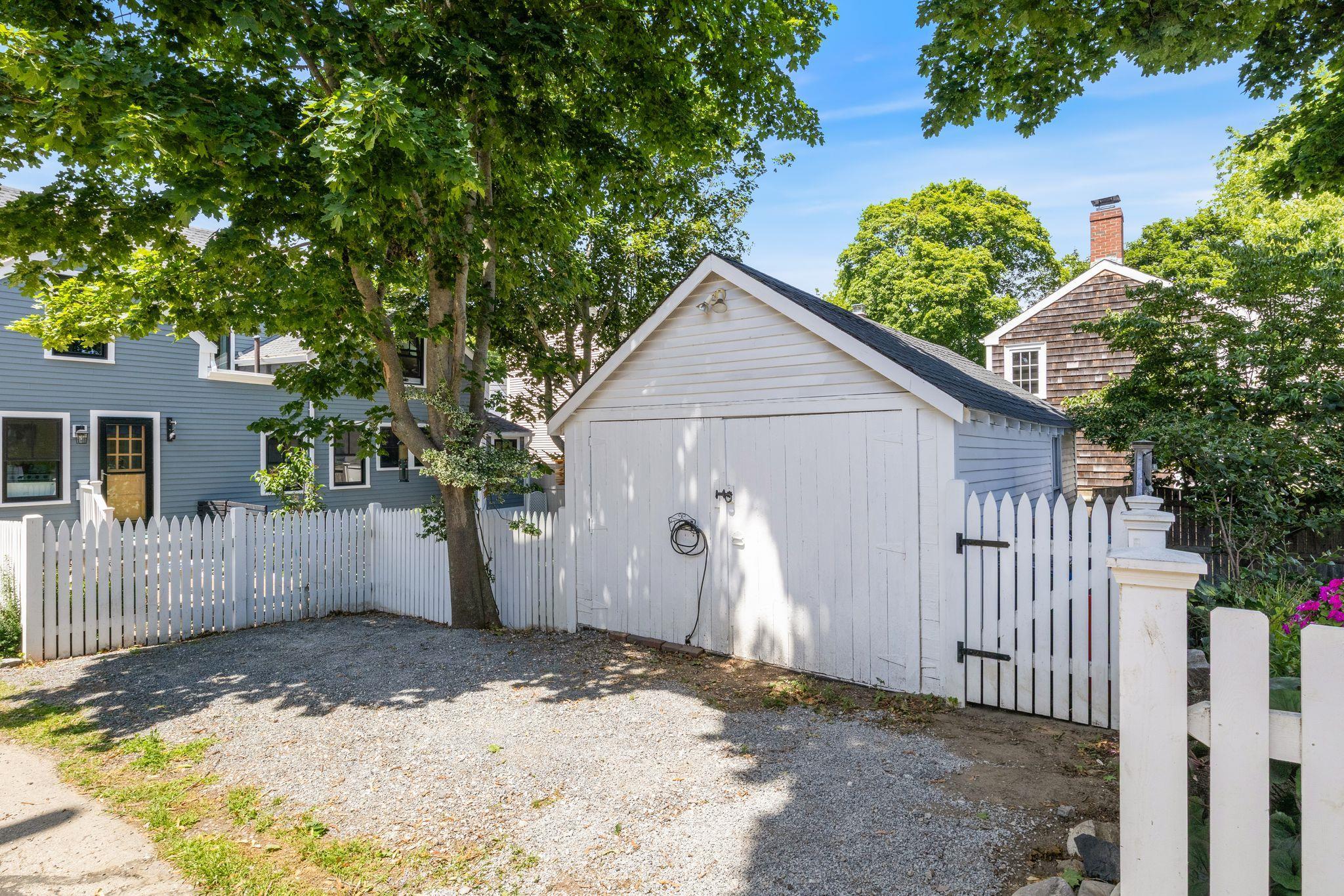 491 Marcy Street Property Photo 40