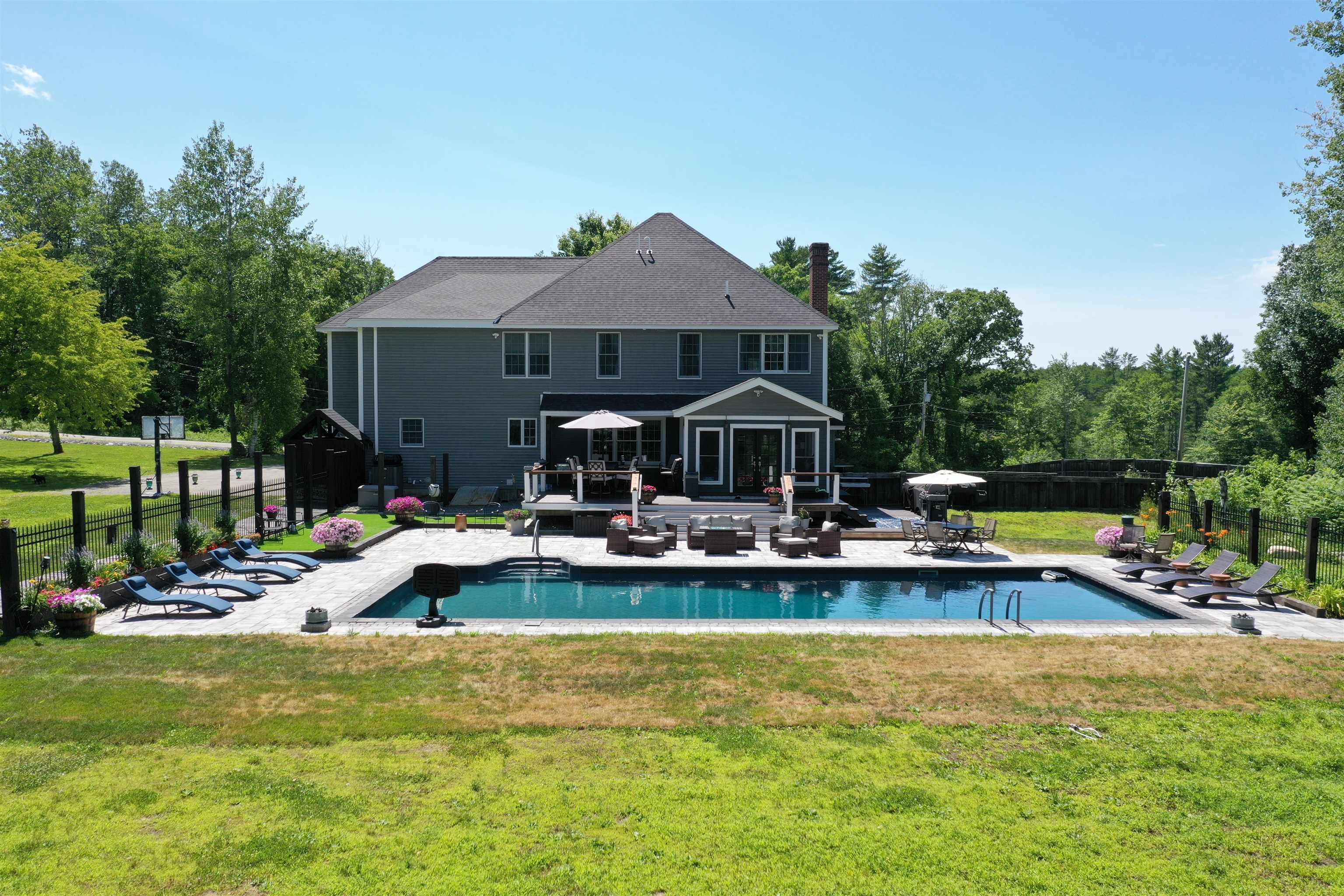 12 Pheasant Lane Property Photo 6