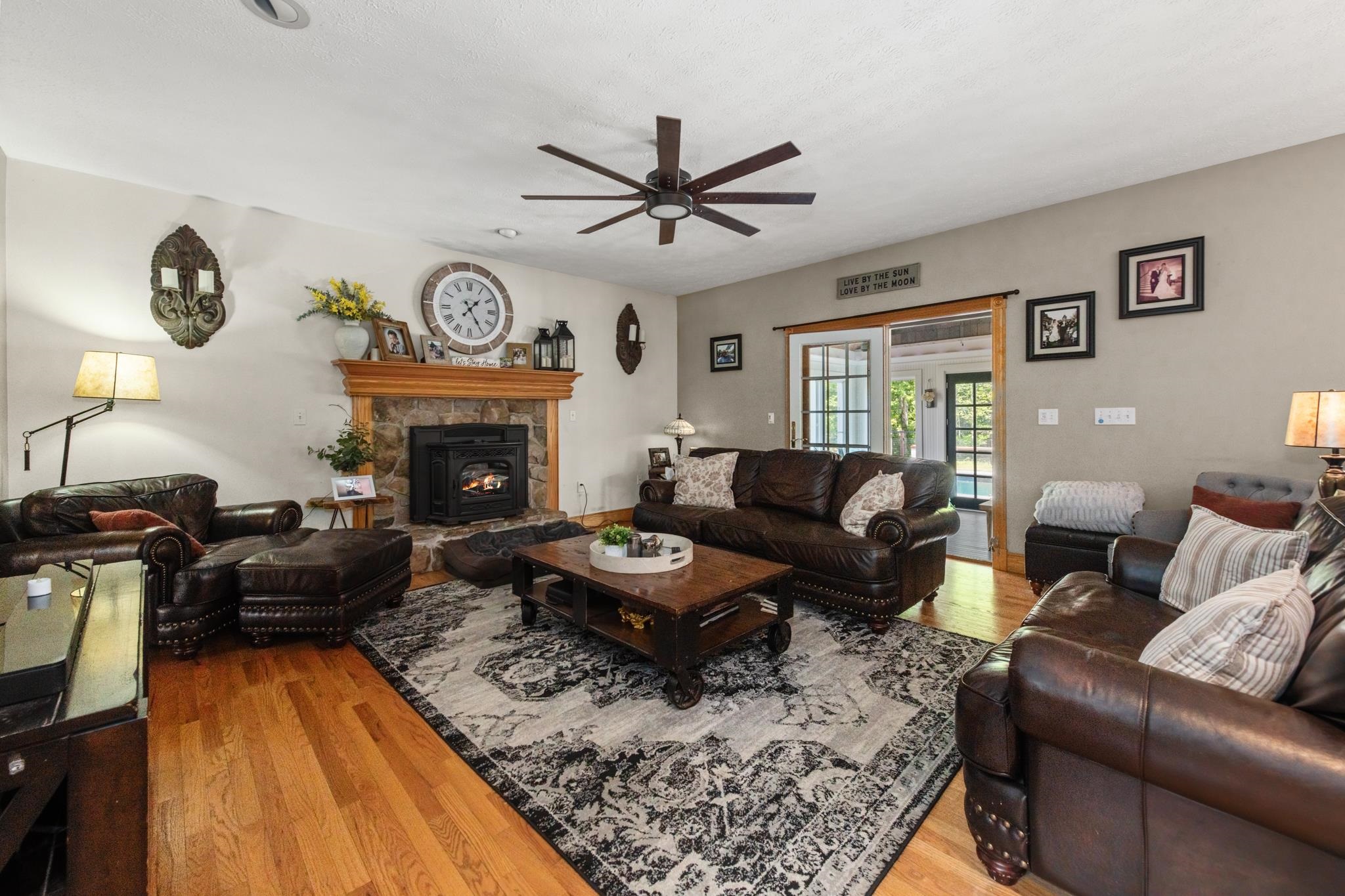 12 Pheasant Lane Property Photo 20