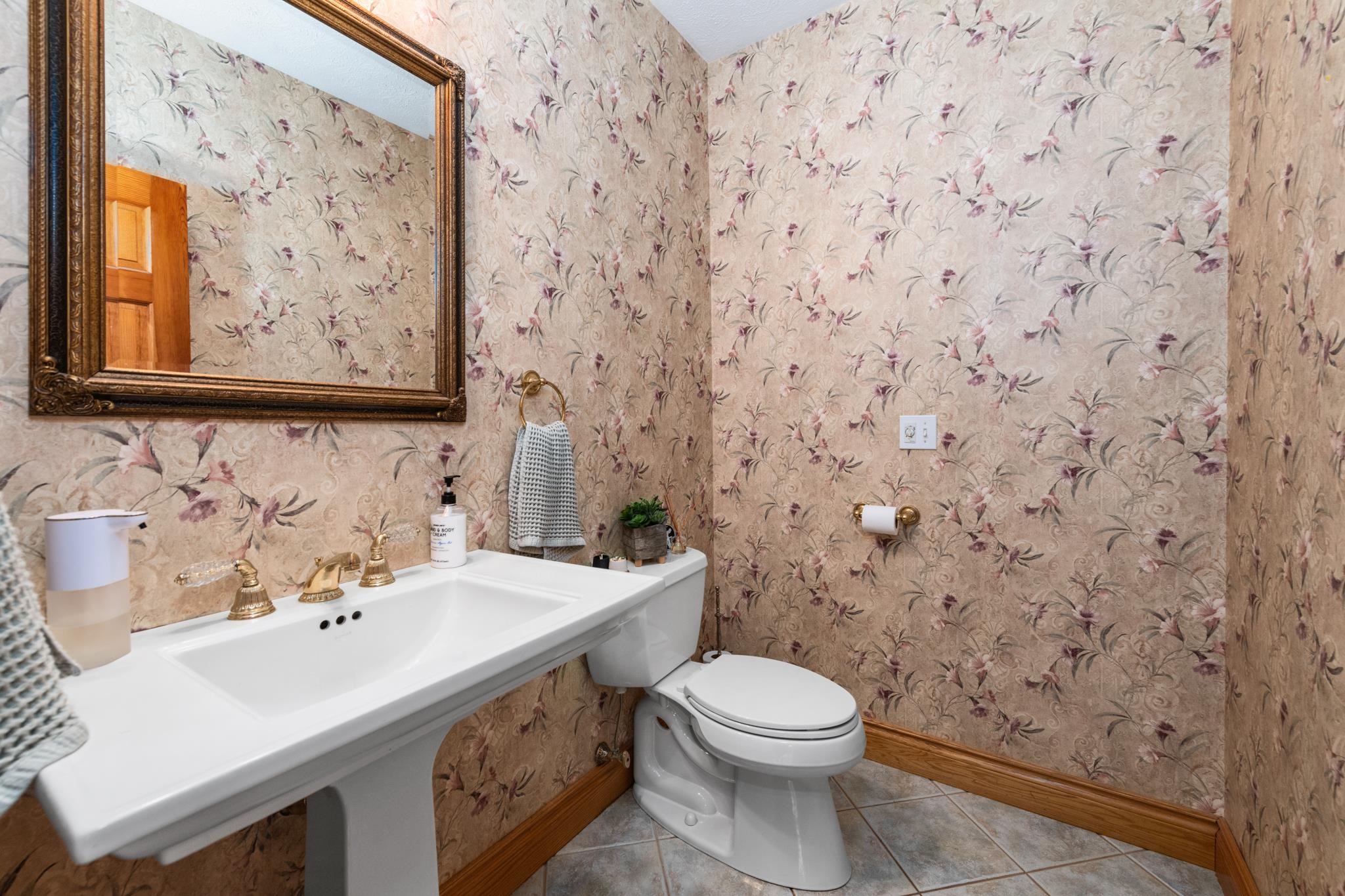 12 Pheasant Lane Property Photo 26