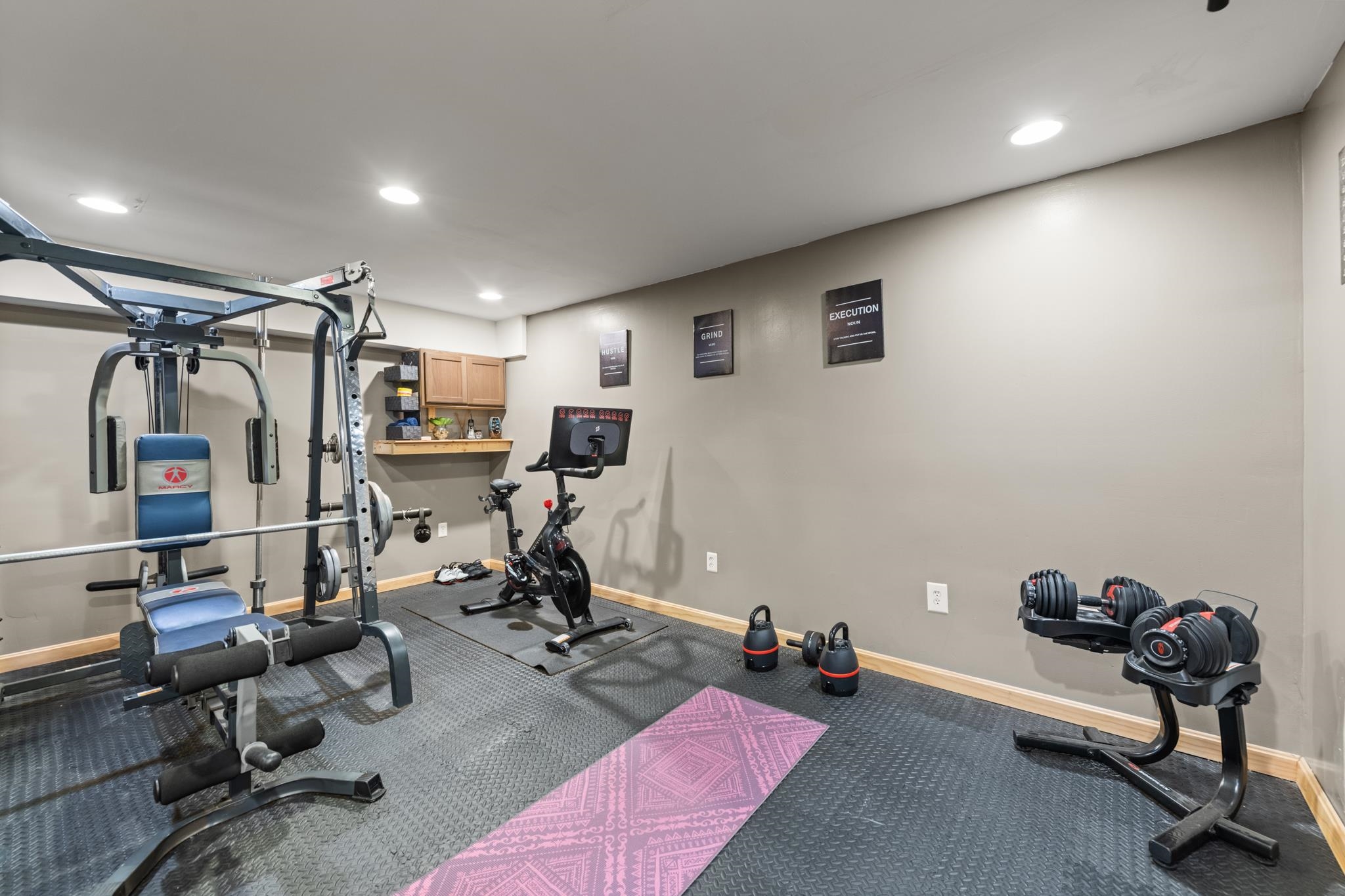 12 Pheasant Lane Property Photo 50
