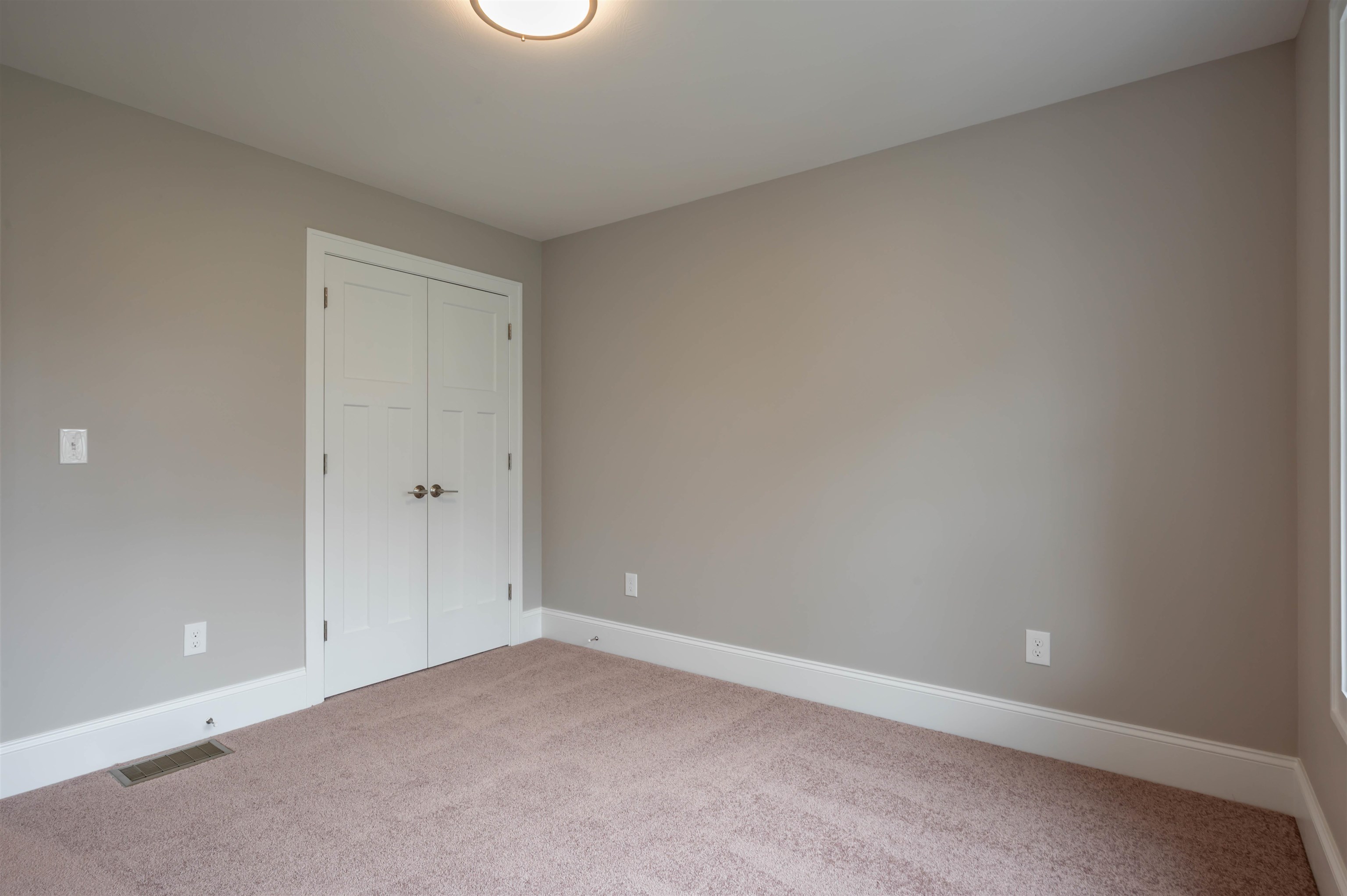 21 Wilderness Drive Property Photo 15