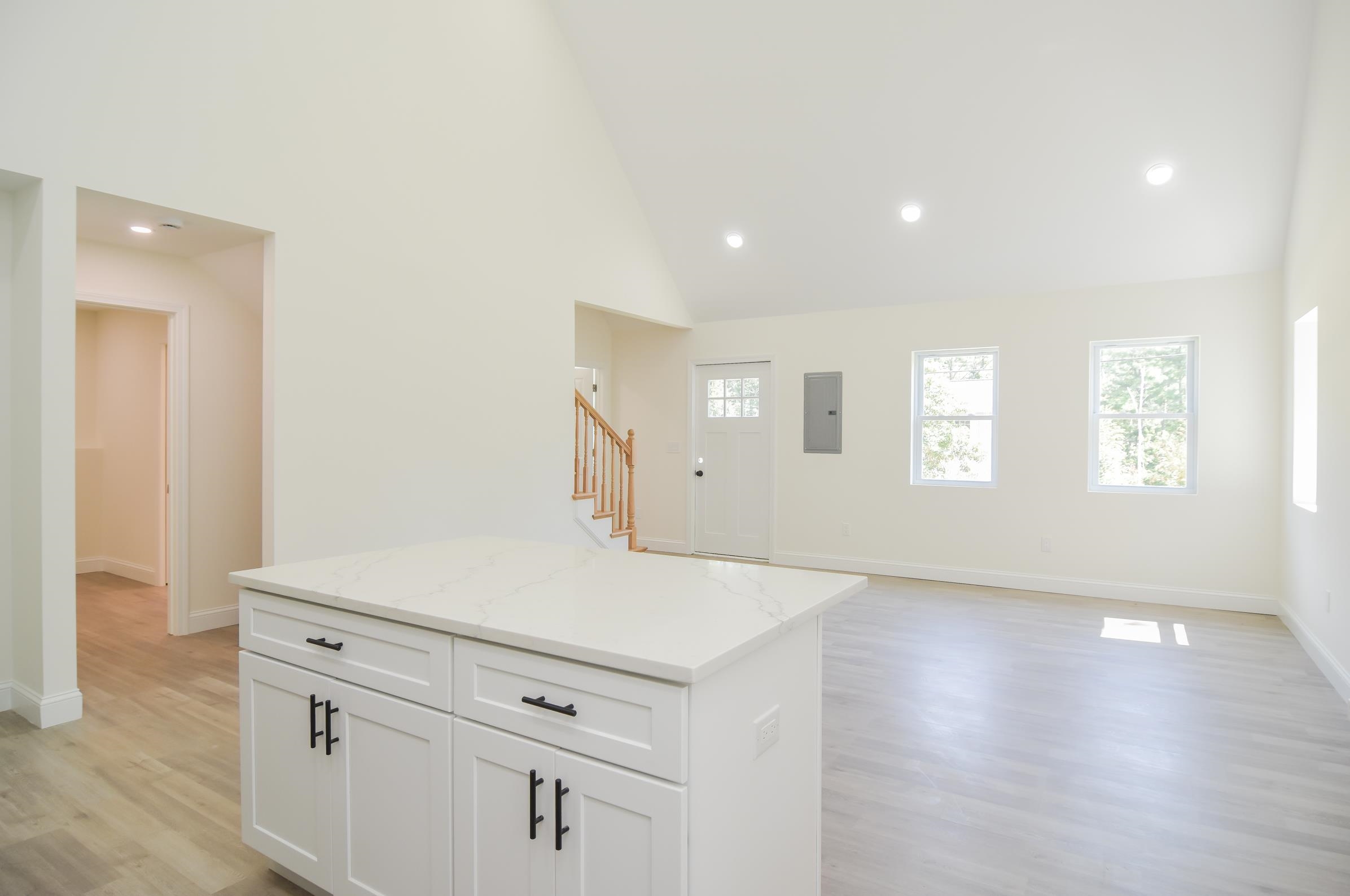 92 Long Shores Drive Property Photo 11
