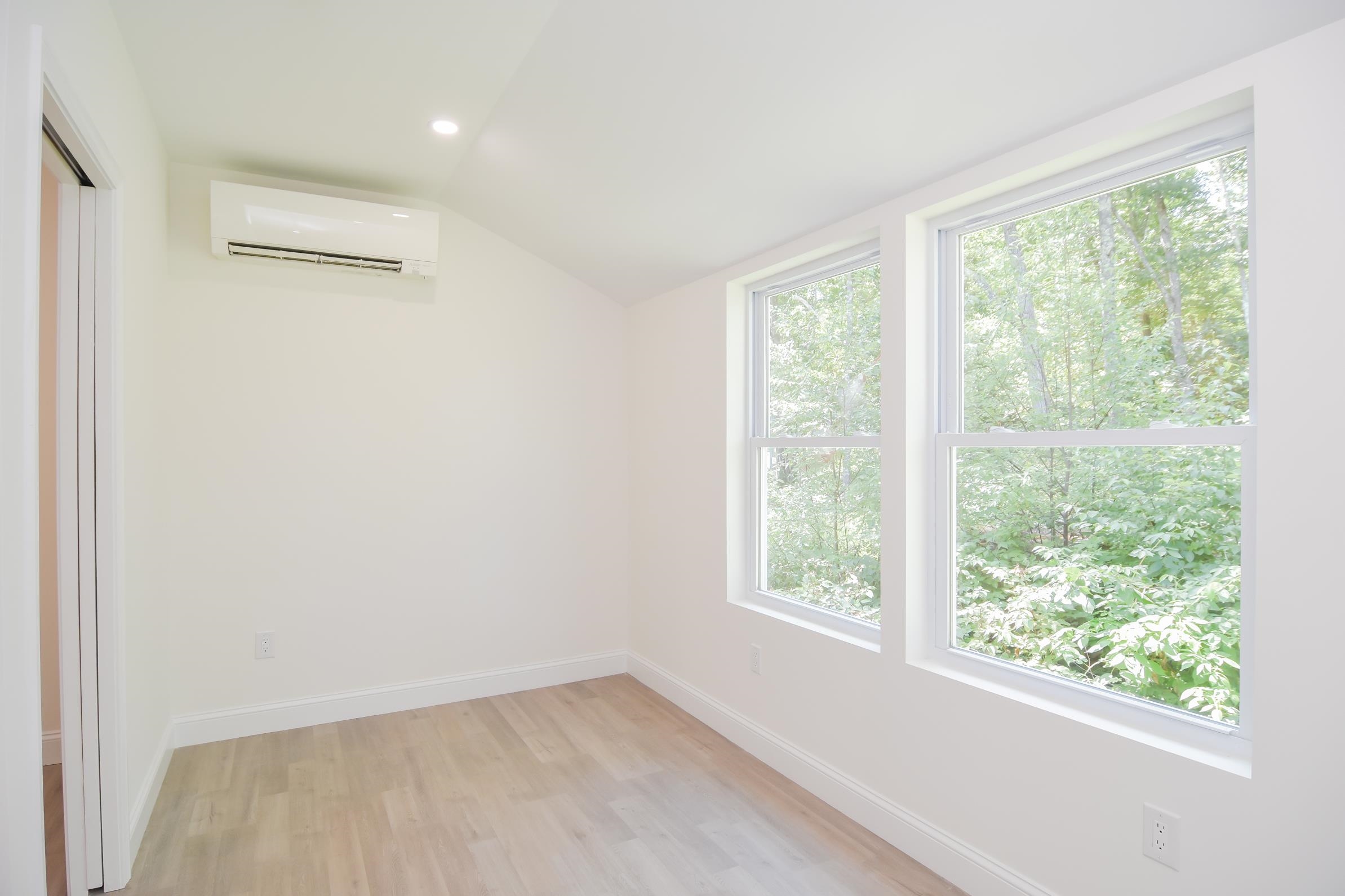 92 Long Shores Drive Property Photo 31