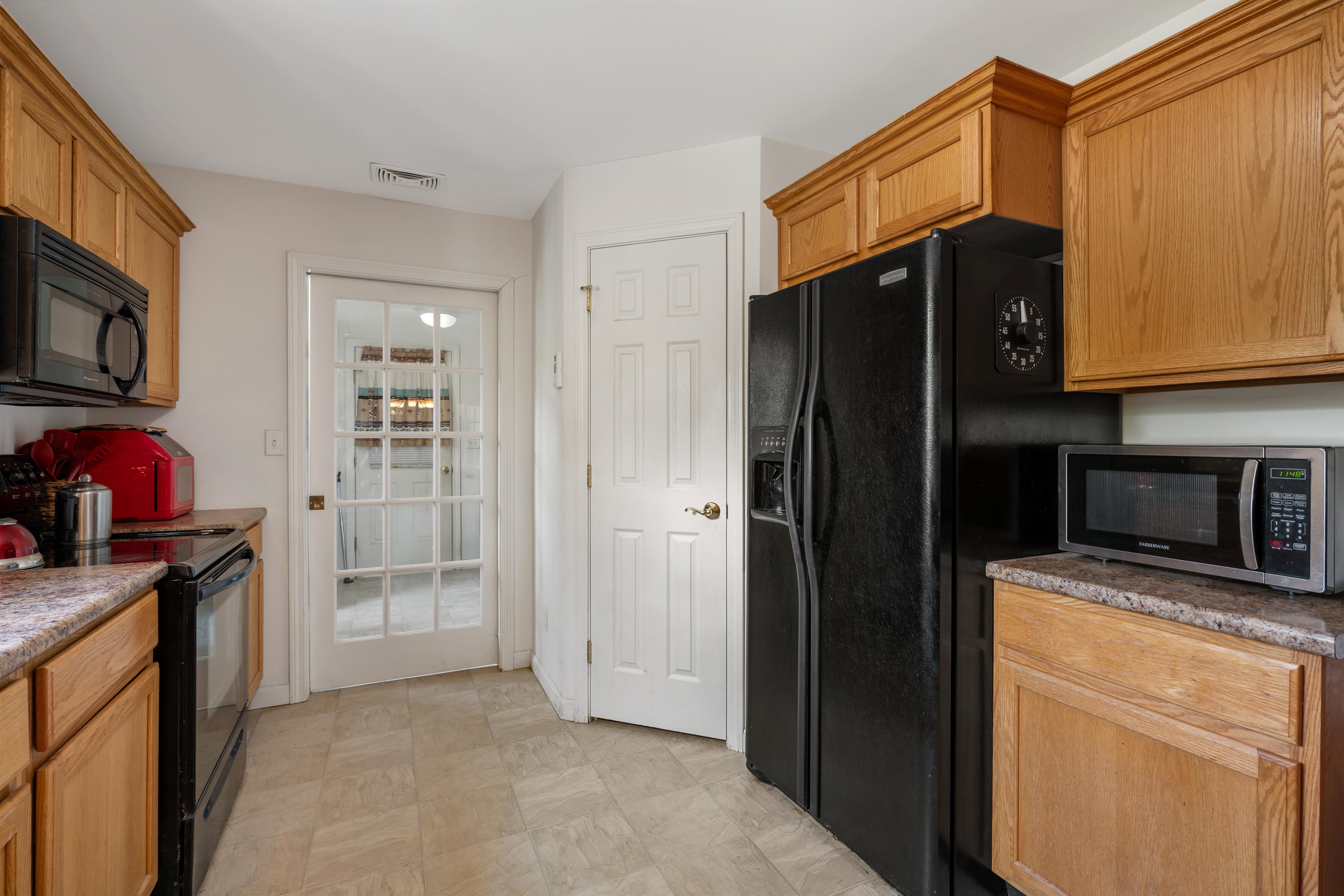 727 Bailey Road Property Photo 14
