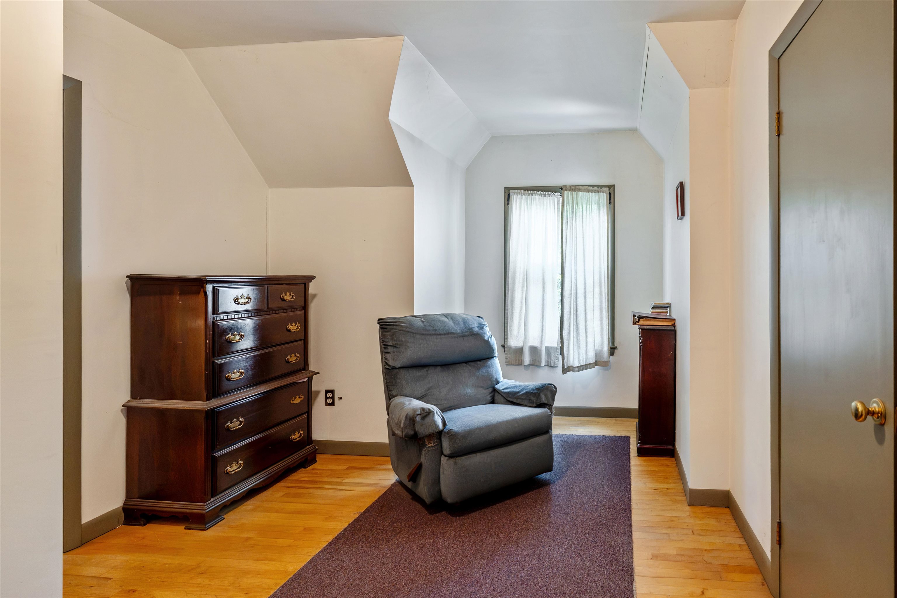 295 Main Street Property Photo 40