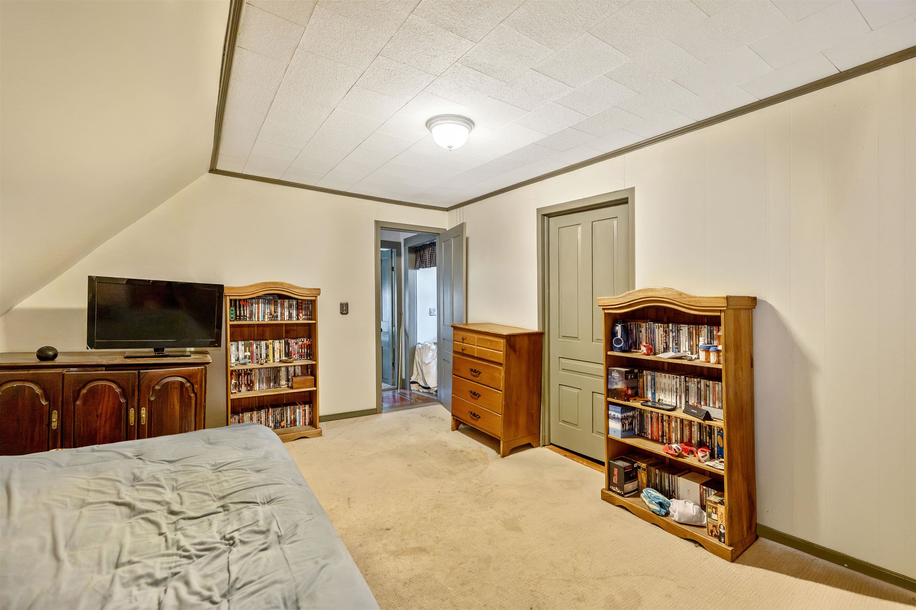 295 Main Street Property Photo 42