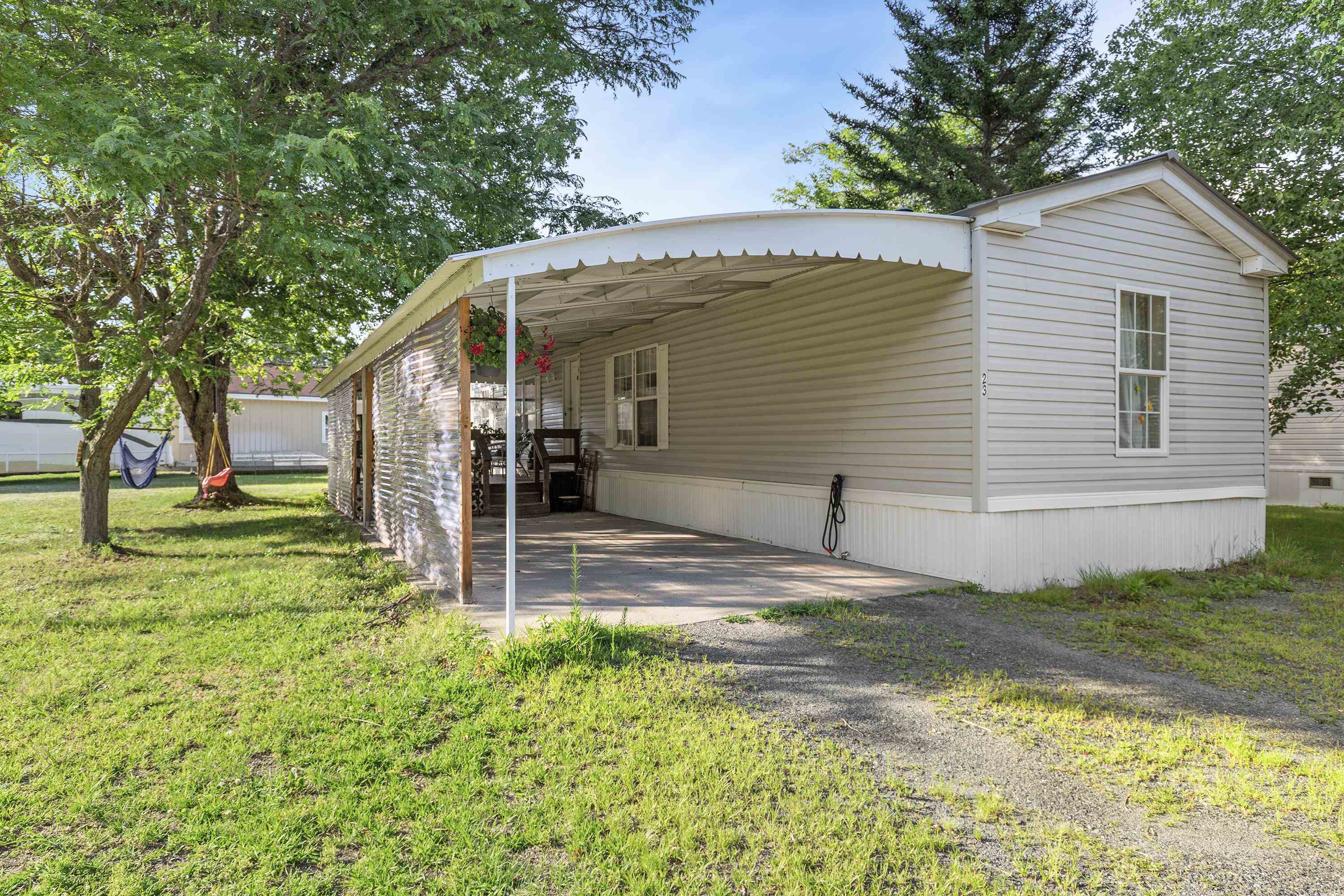 23 Family Circle Property Photo 1