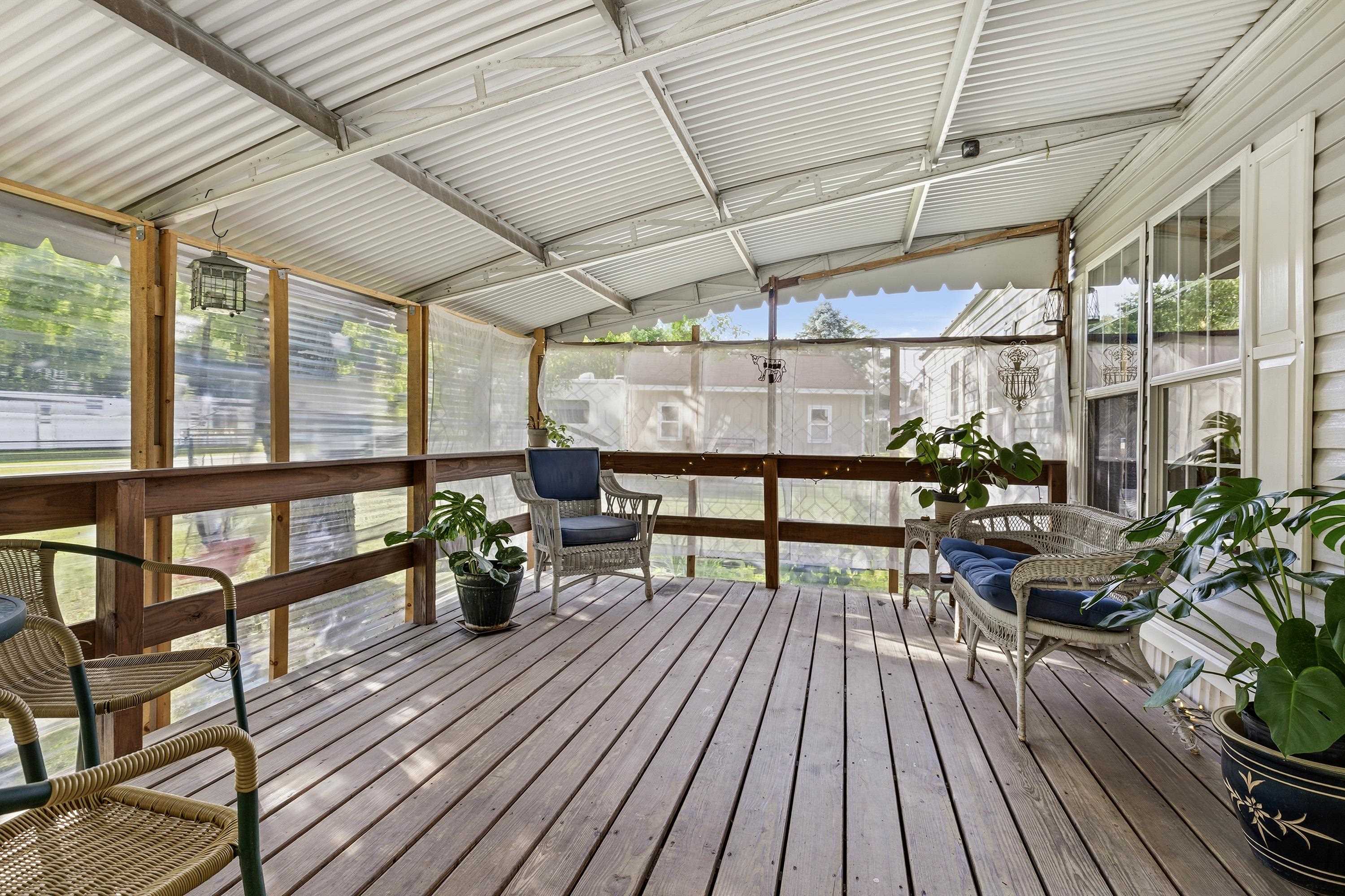 23 Family Circle Property Photo 16
