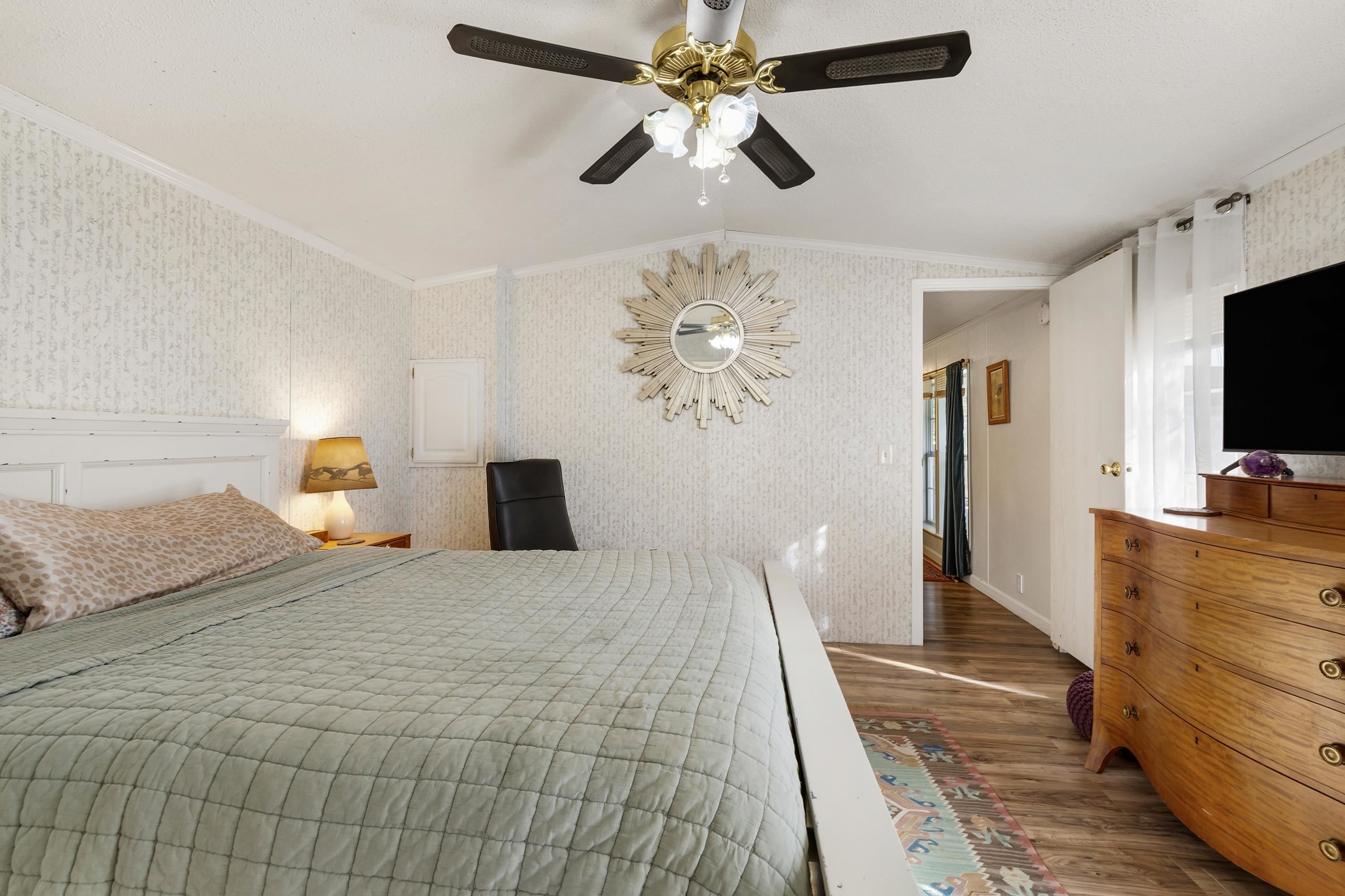 23 Family Circle Property Photo 18