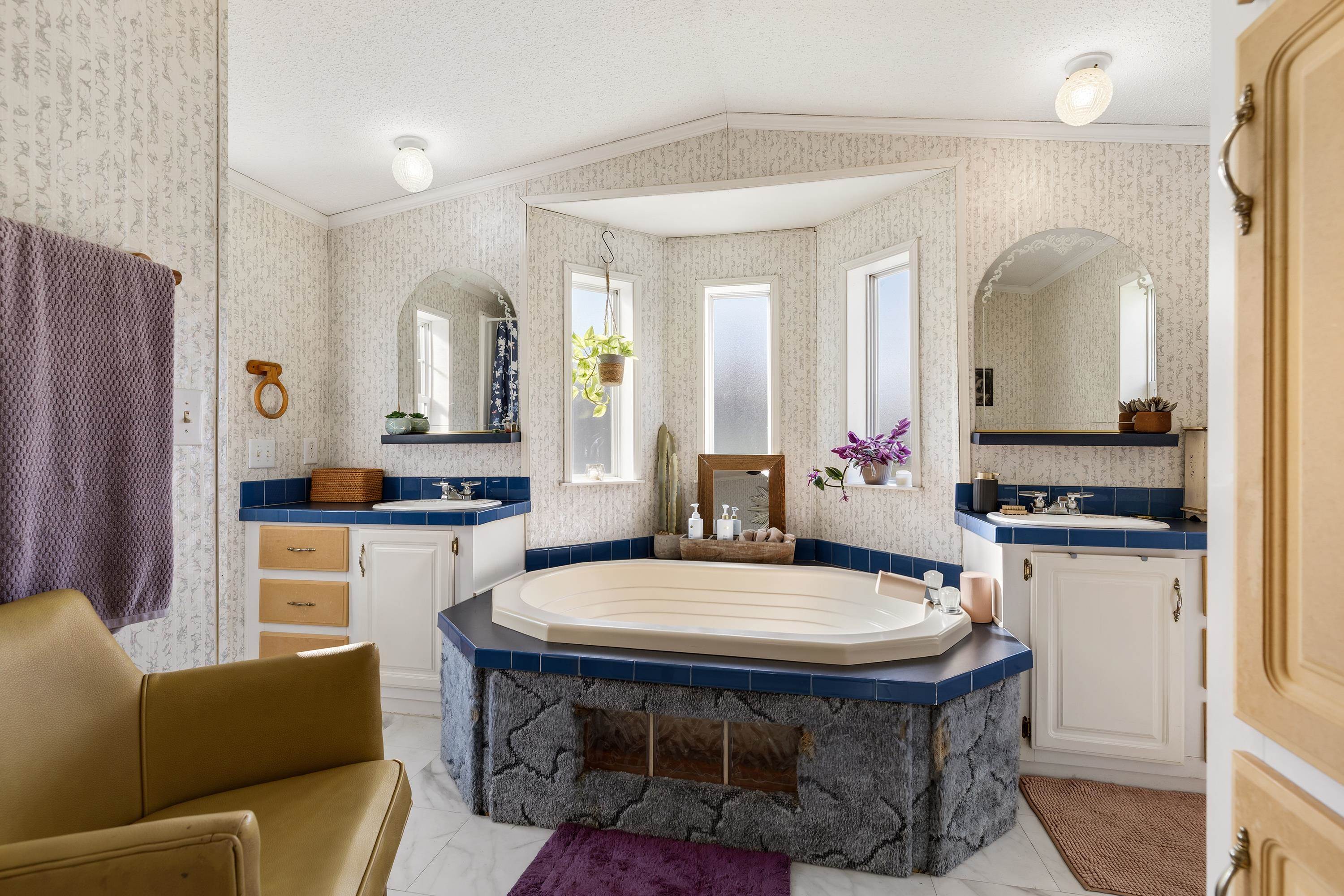 23 Family Circle Property Photo 20