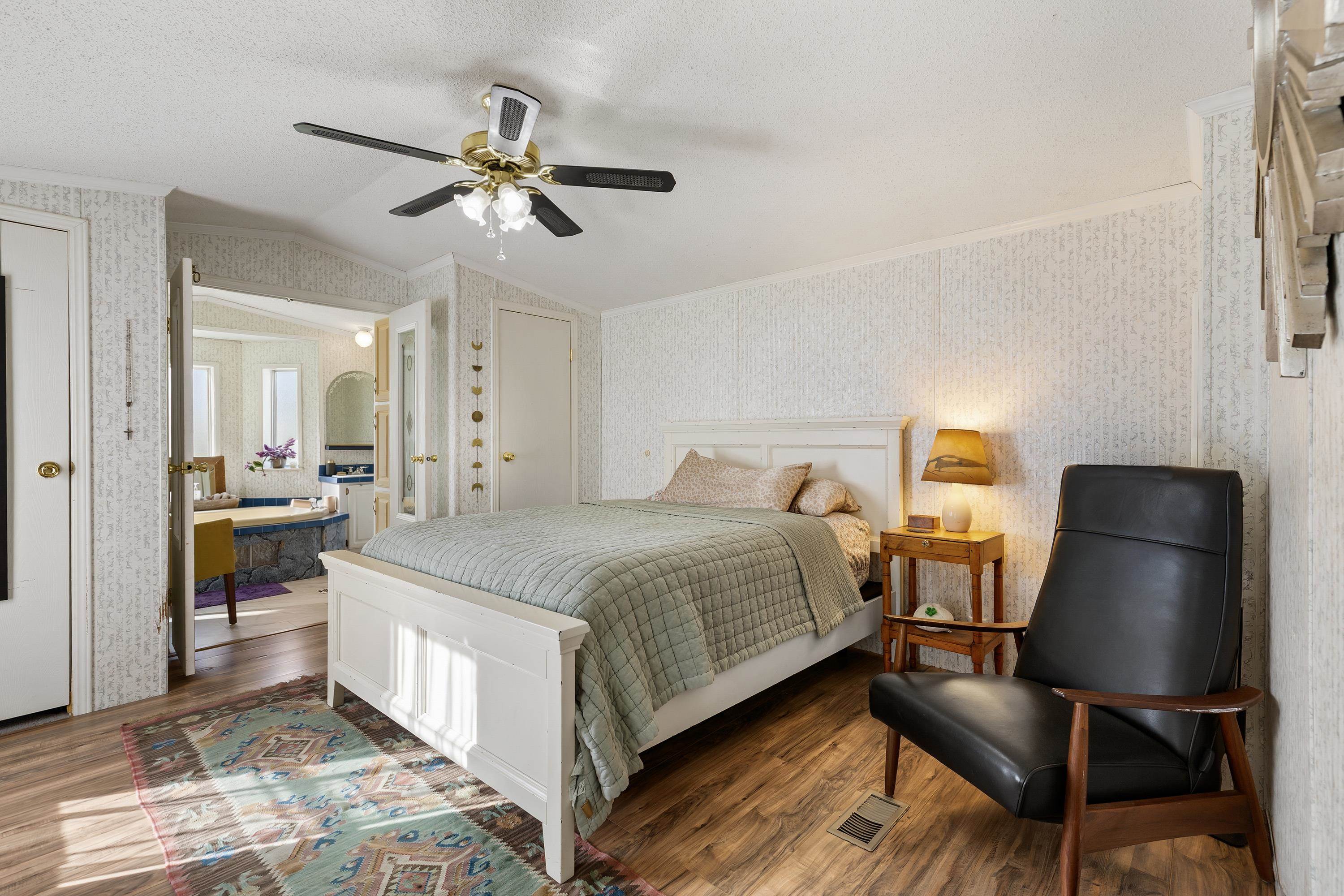 23 Family Circle Property Photo 22