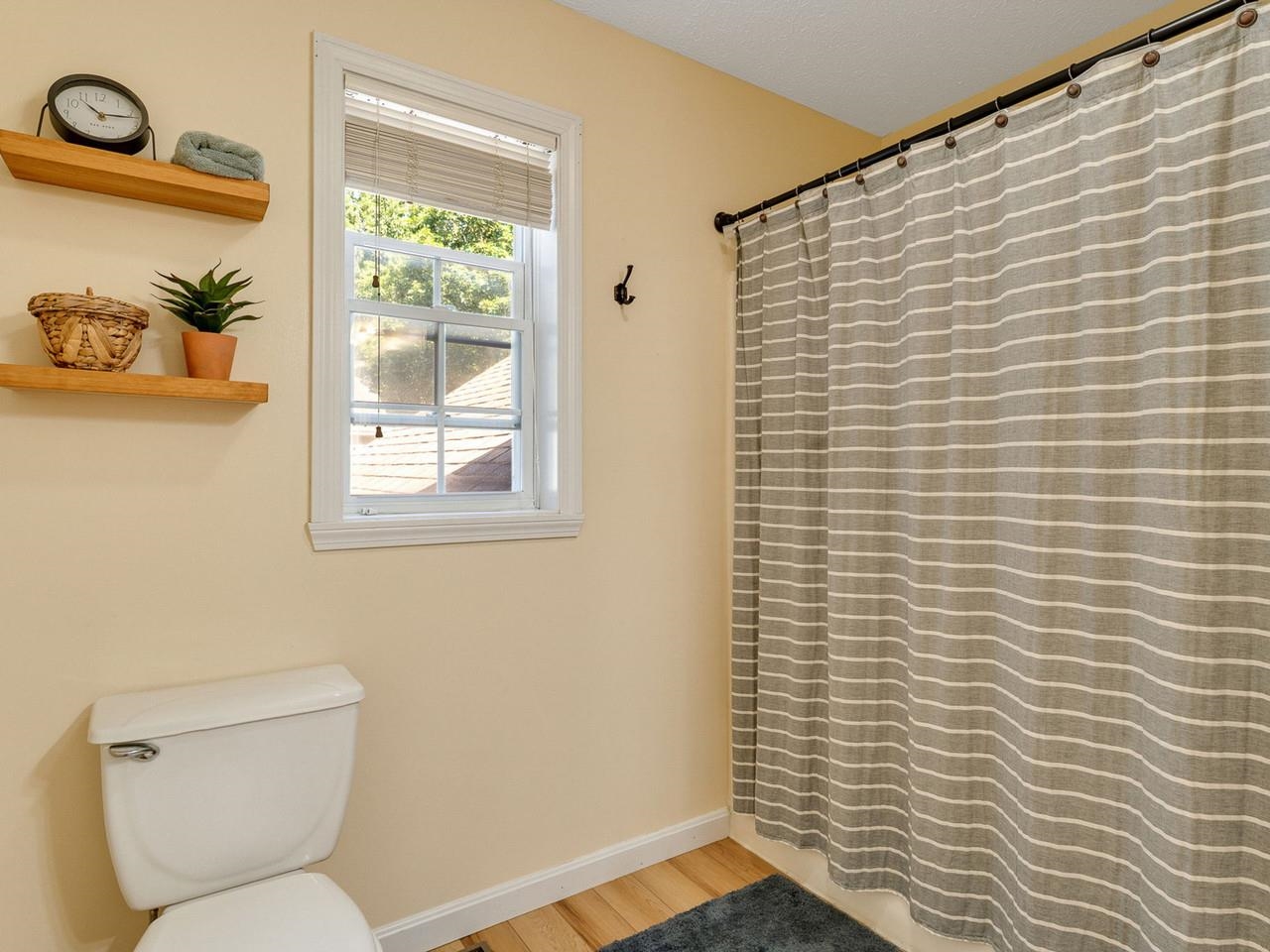 7 Donald Drive Property Photo 24