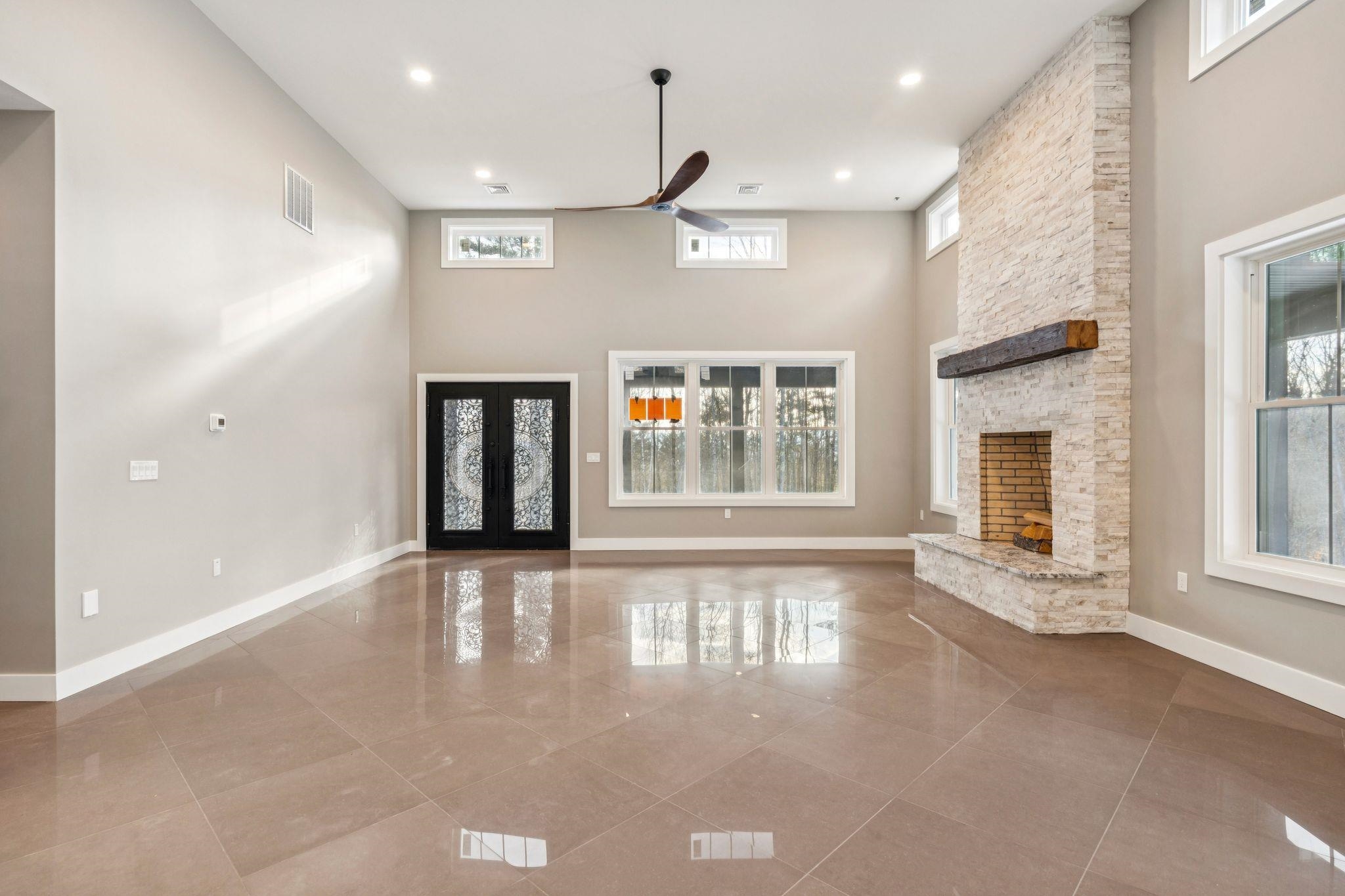 28 Lady Slipper Lane Property Photo 18