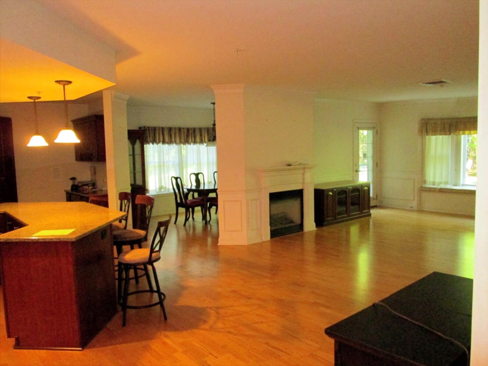 65 Hawthorne Drive Property Photo 4