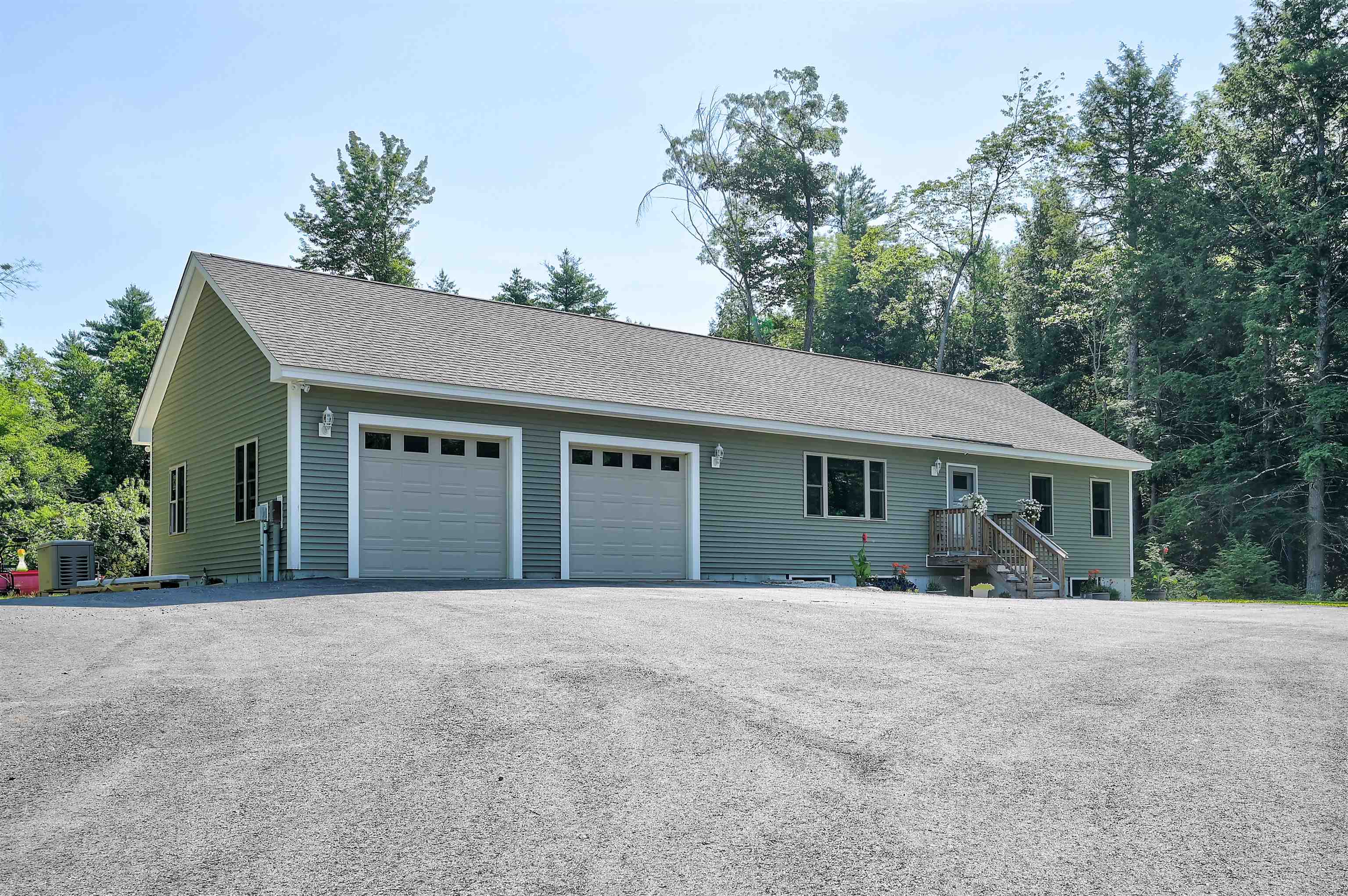 419 Winter Road Property Photo 1