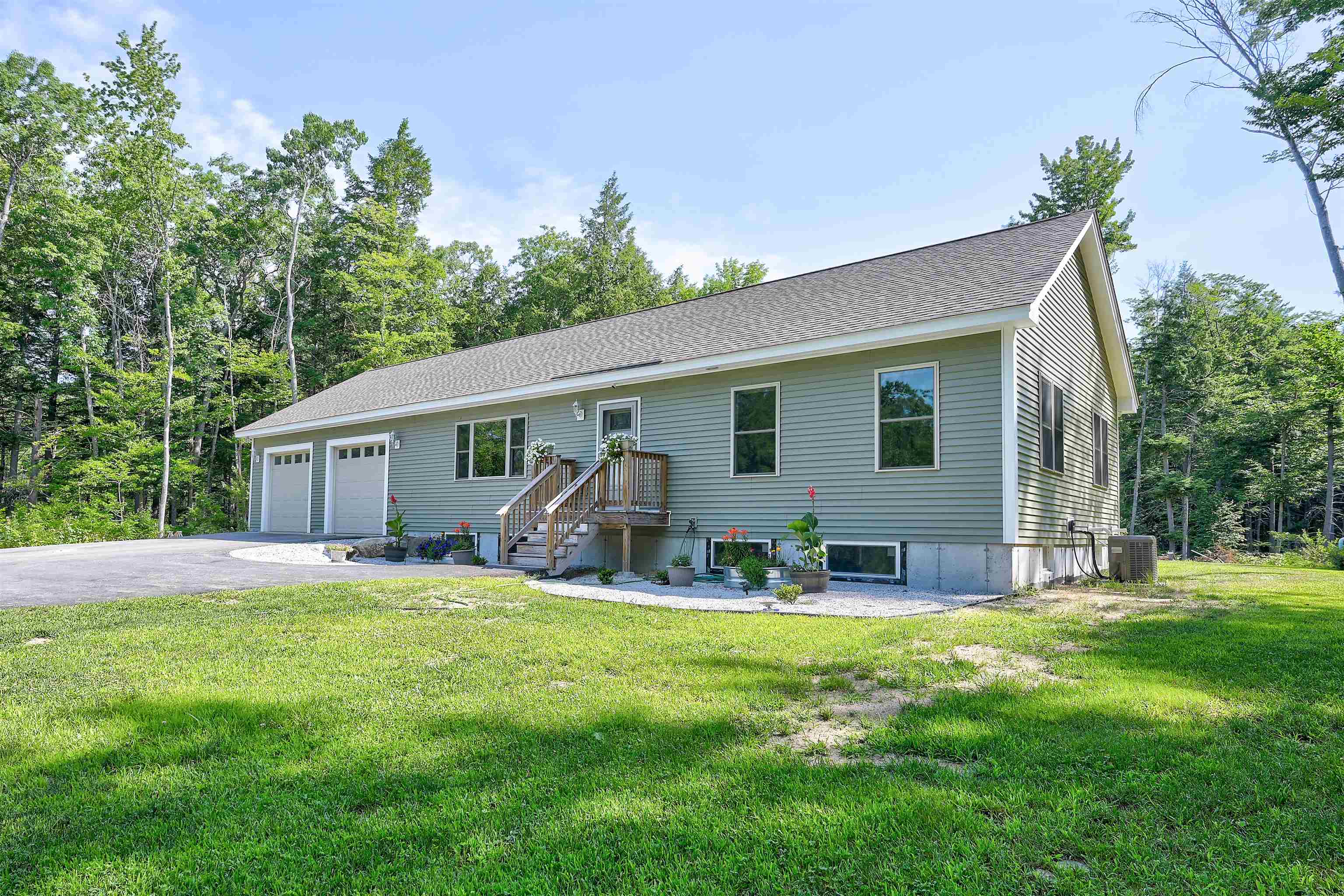 419 Winter Road Property Photo 3
