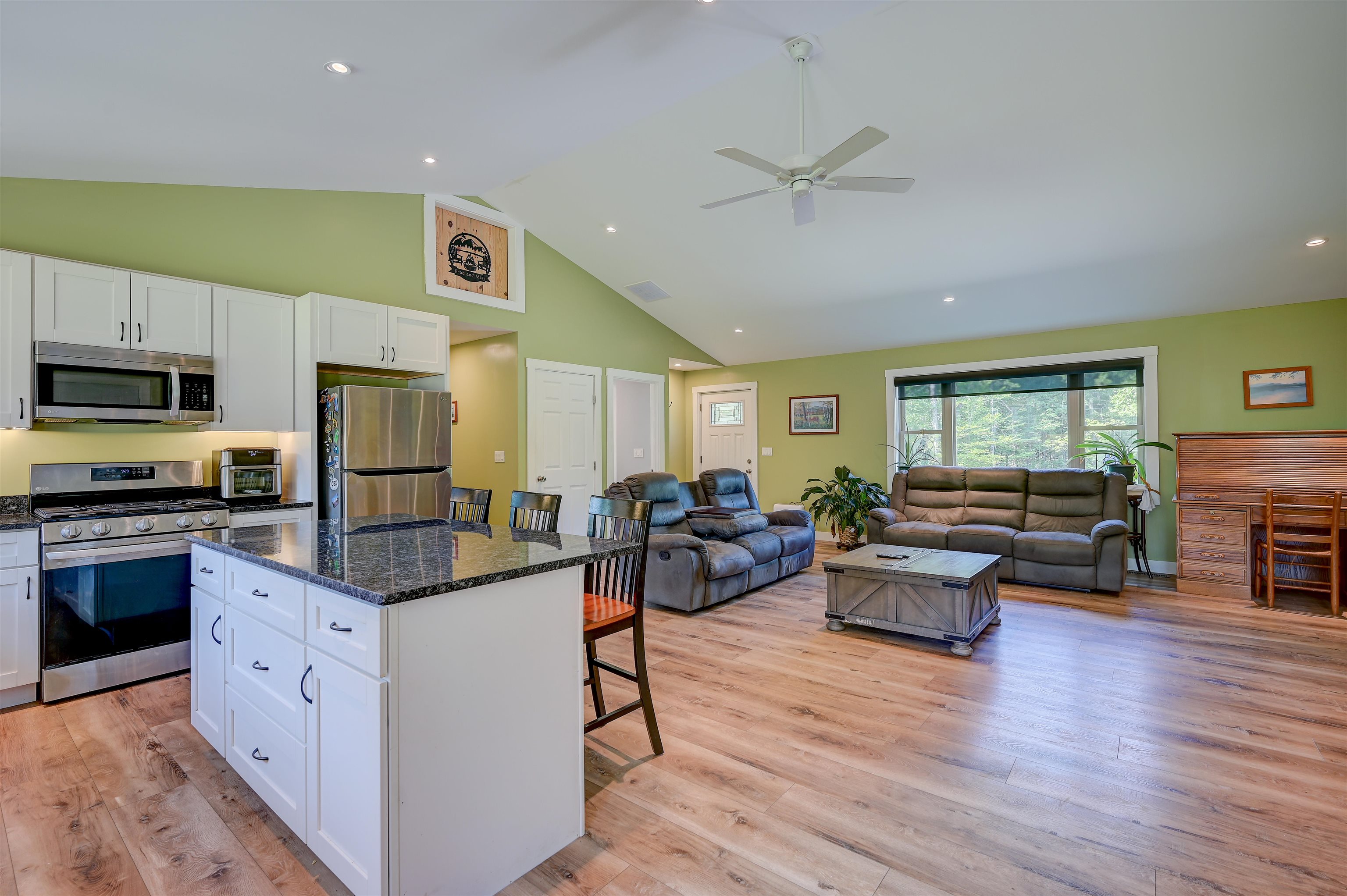 419 Winter Road Property Photo 11