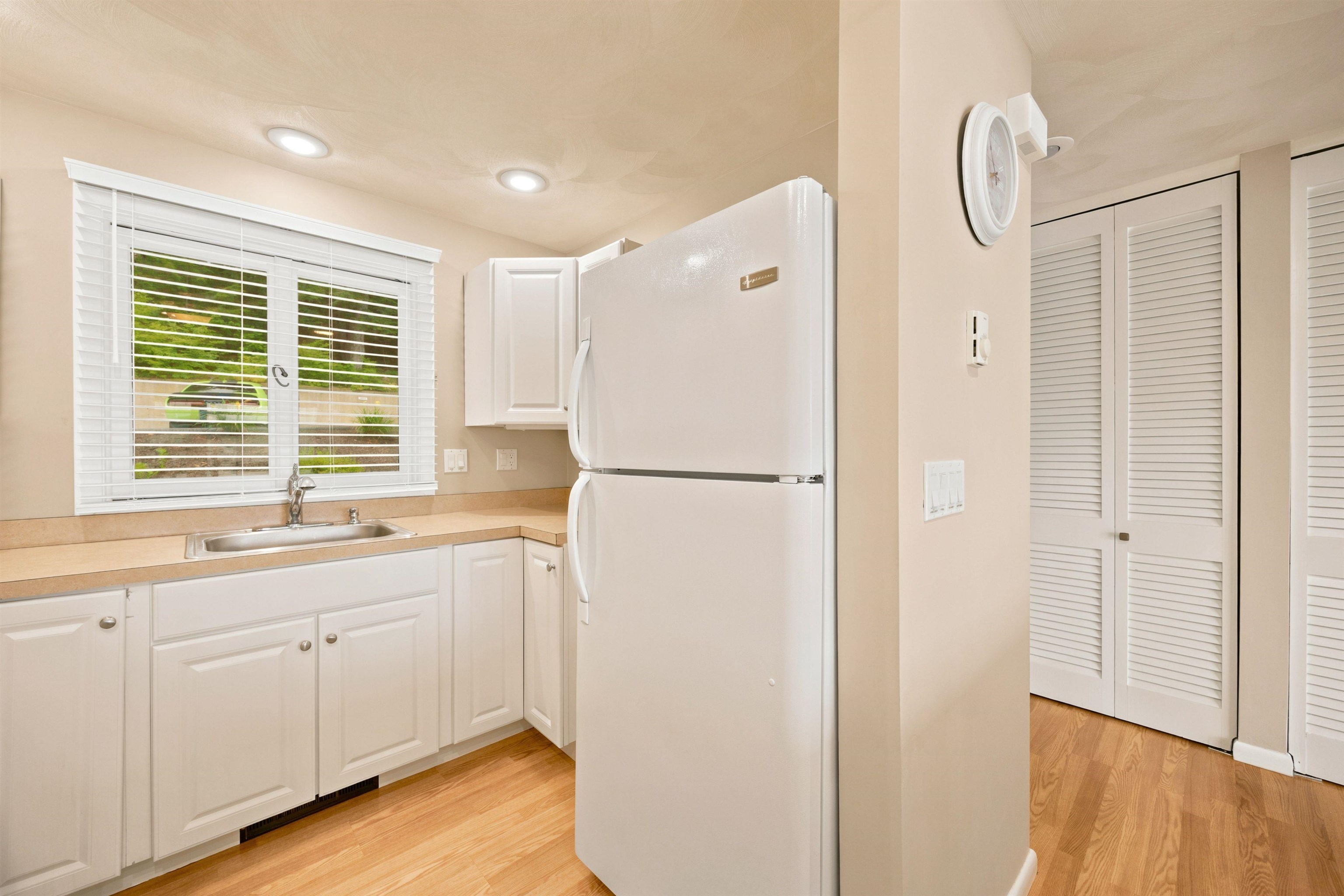 883 Weirs Boulevard Property Photo 16