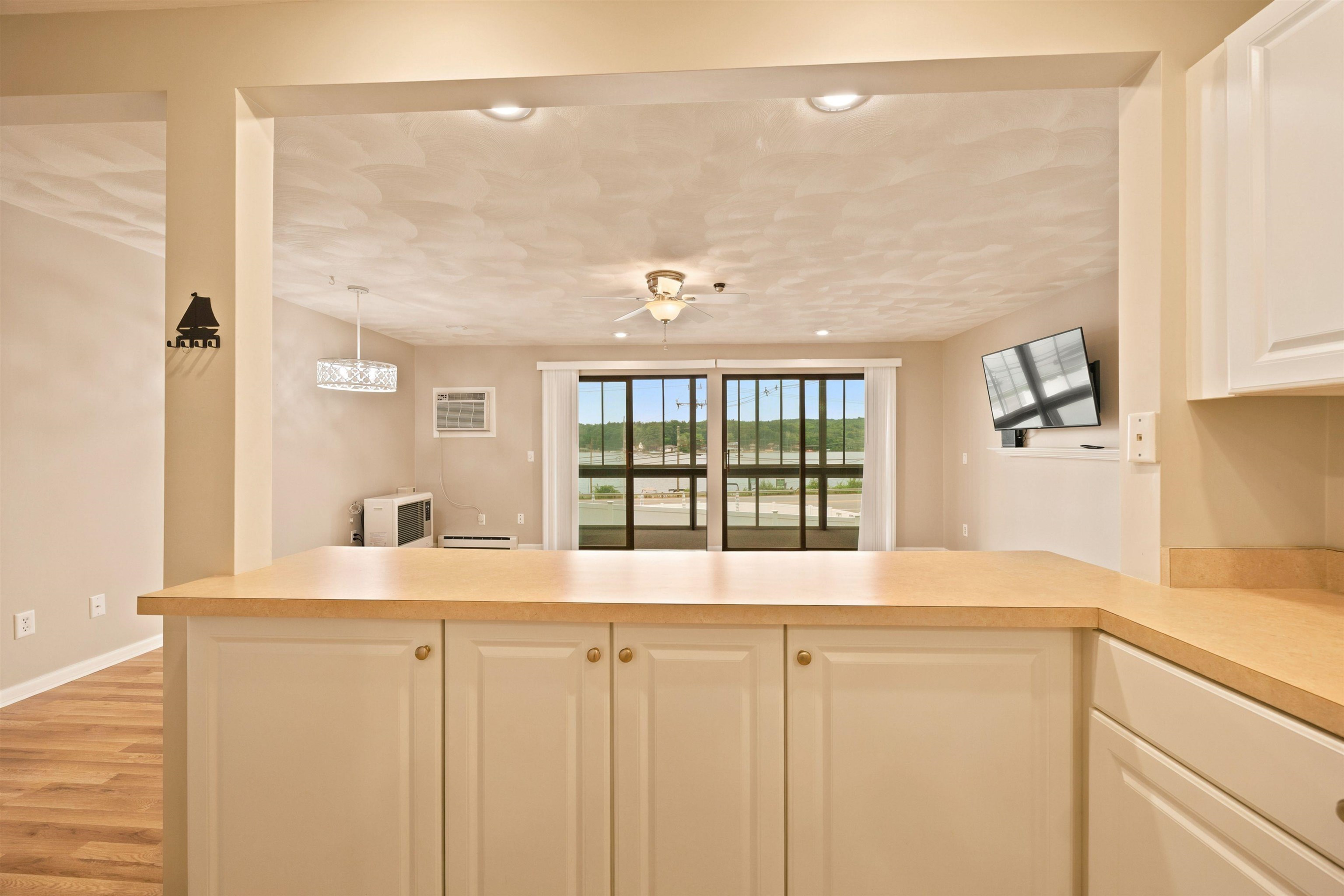 883 Weirs Boulevard Property Photo 18
