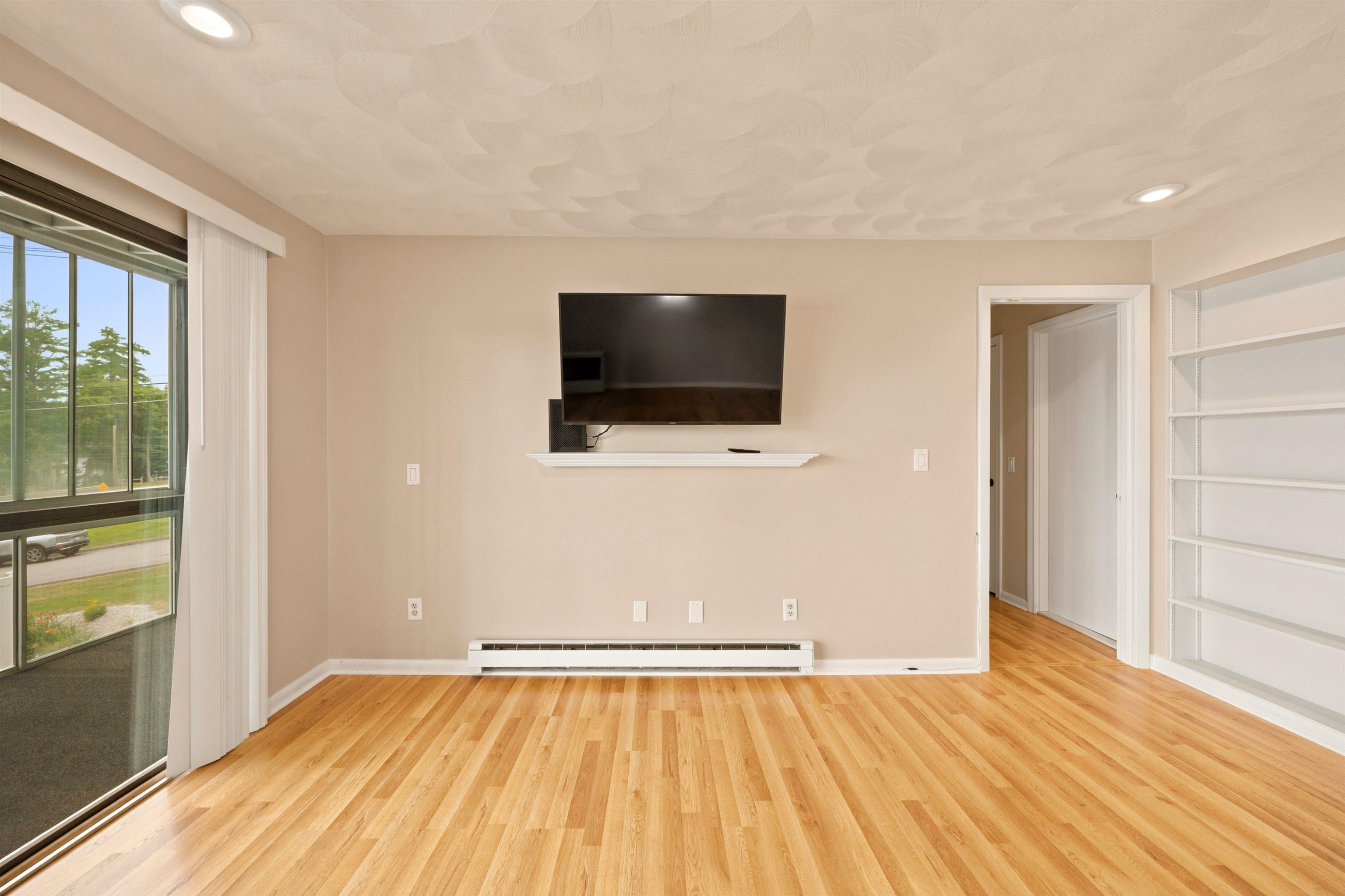 883 Weirs Boulevard Property Photo 23