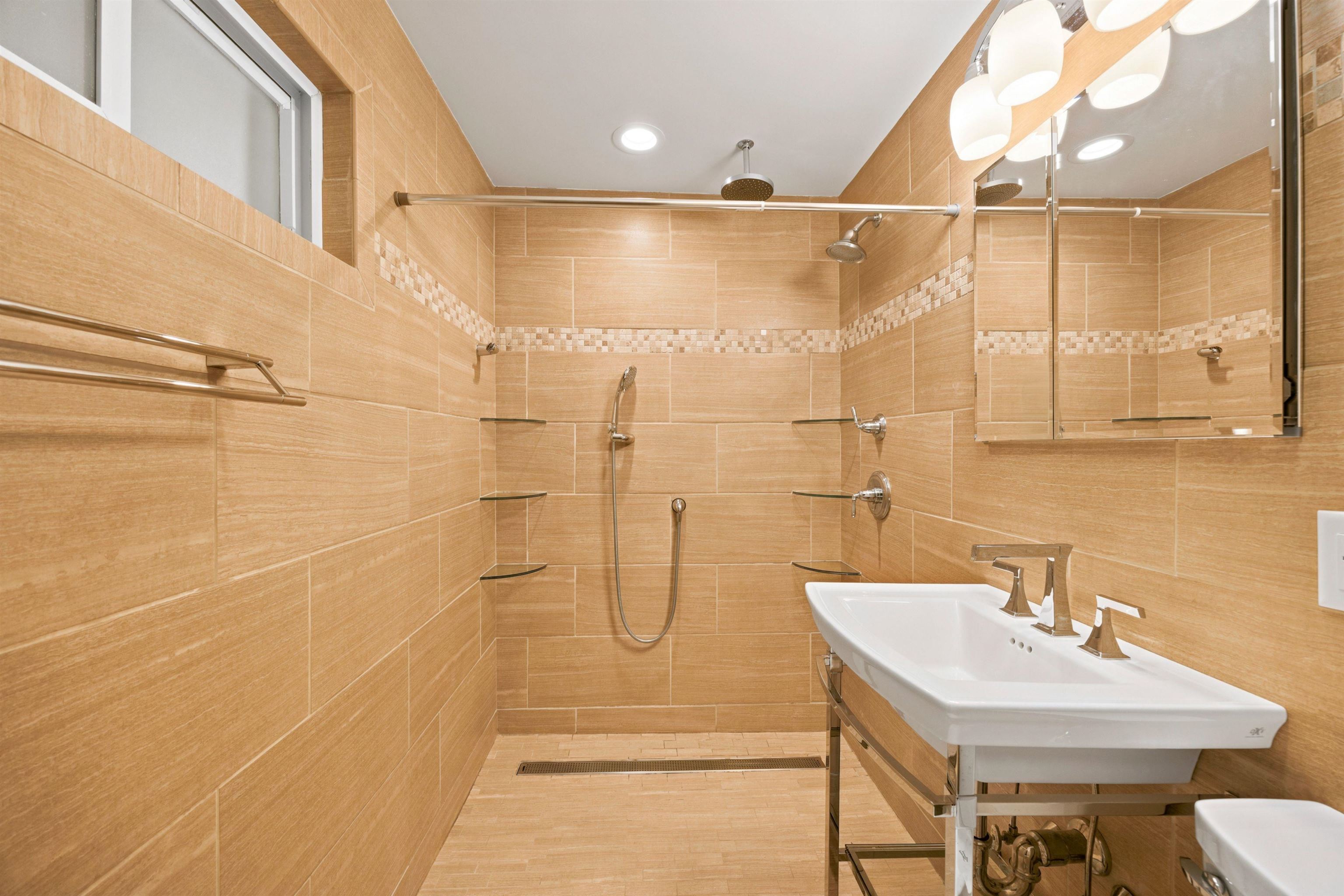 883 Weirs Boulevard Property Photo 34