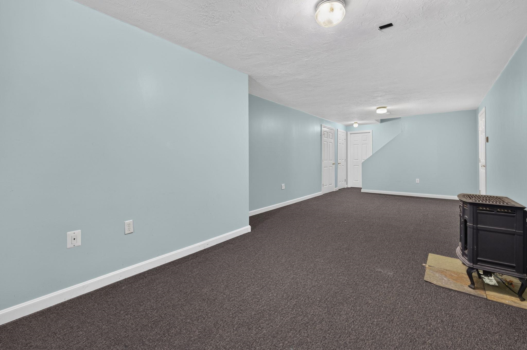 14 Naumkeag Court Property Photo 38