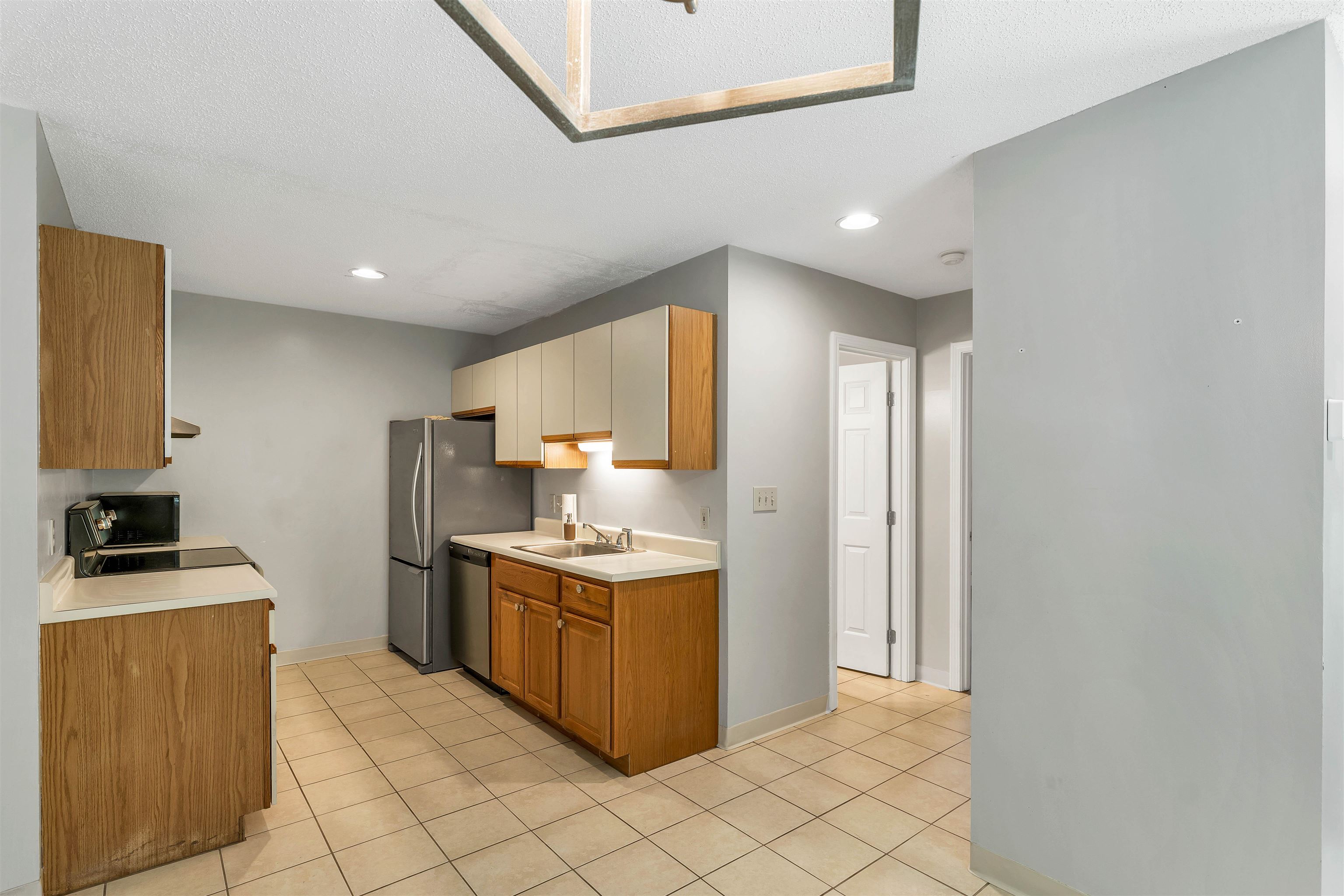 36 Circle Drive Property Photo 8