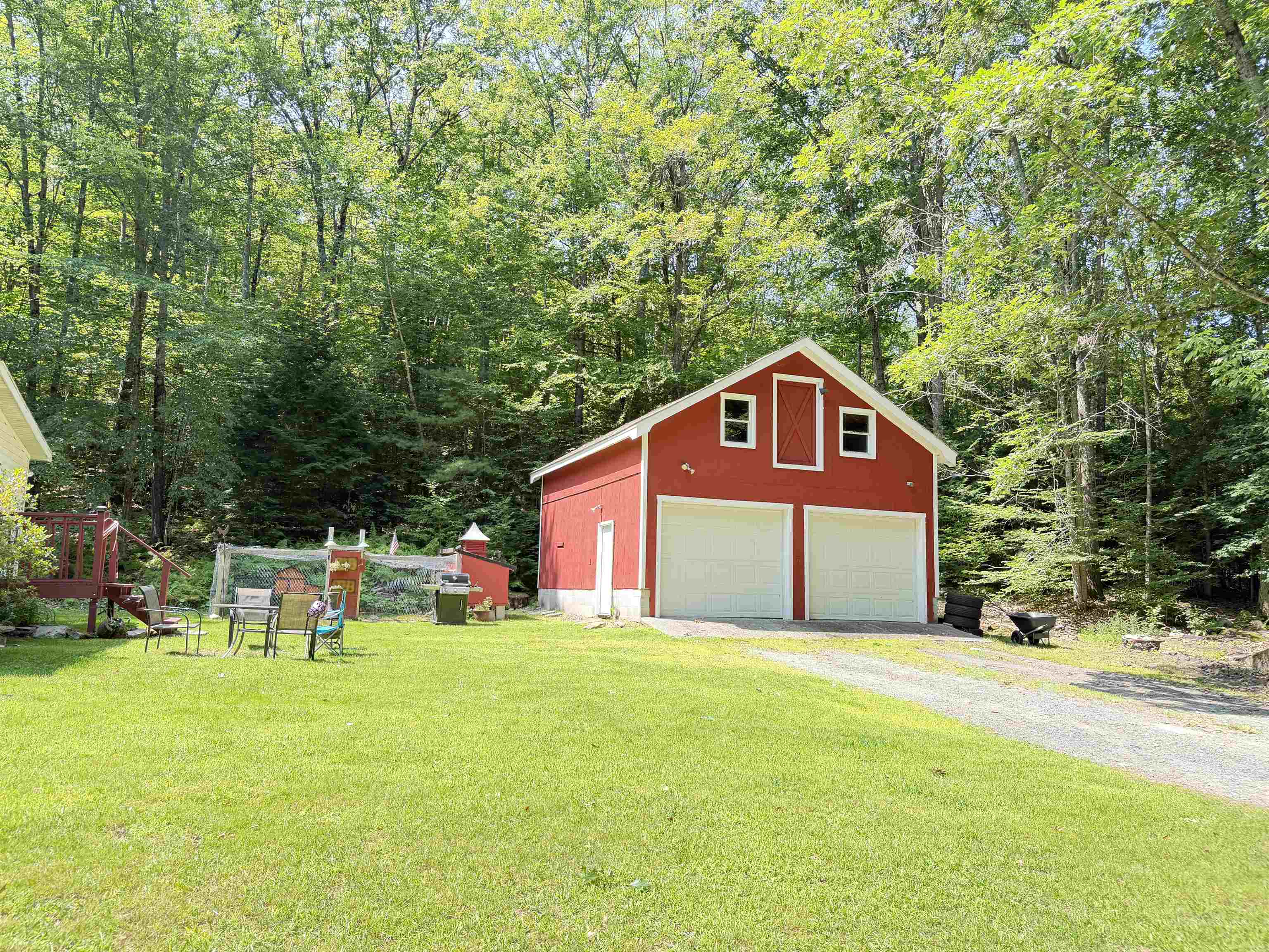 18 Algonquin Road Property Photo 2
