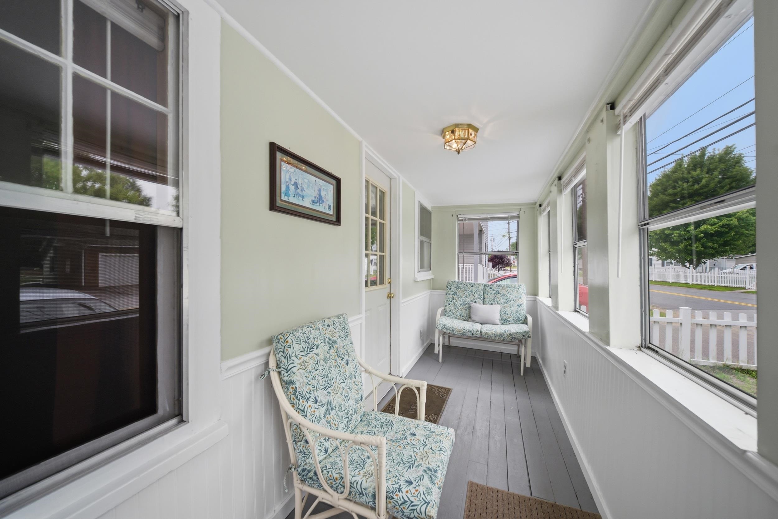 28 New Dunstable Road Property Photo 1