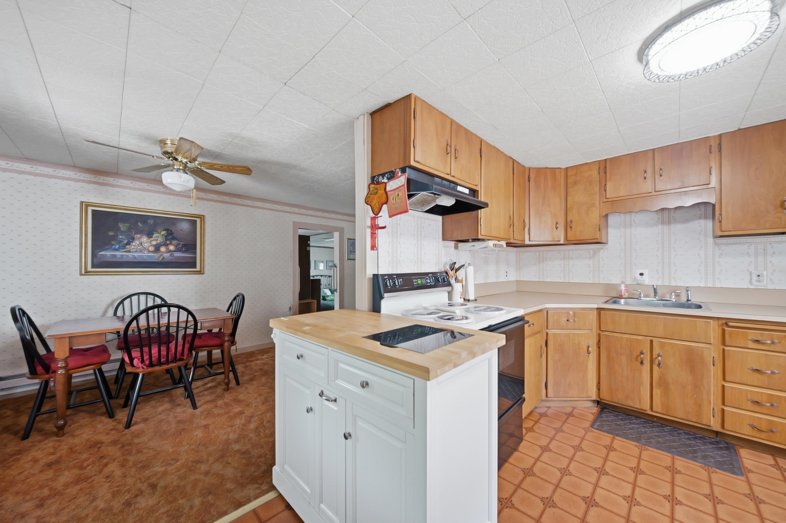 28 New Dunstable Road Property Photo 12
