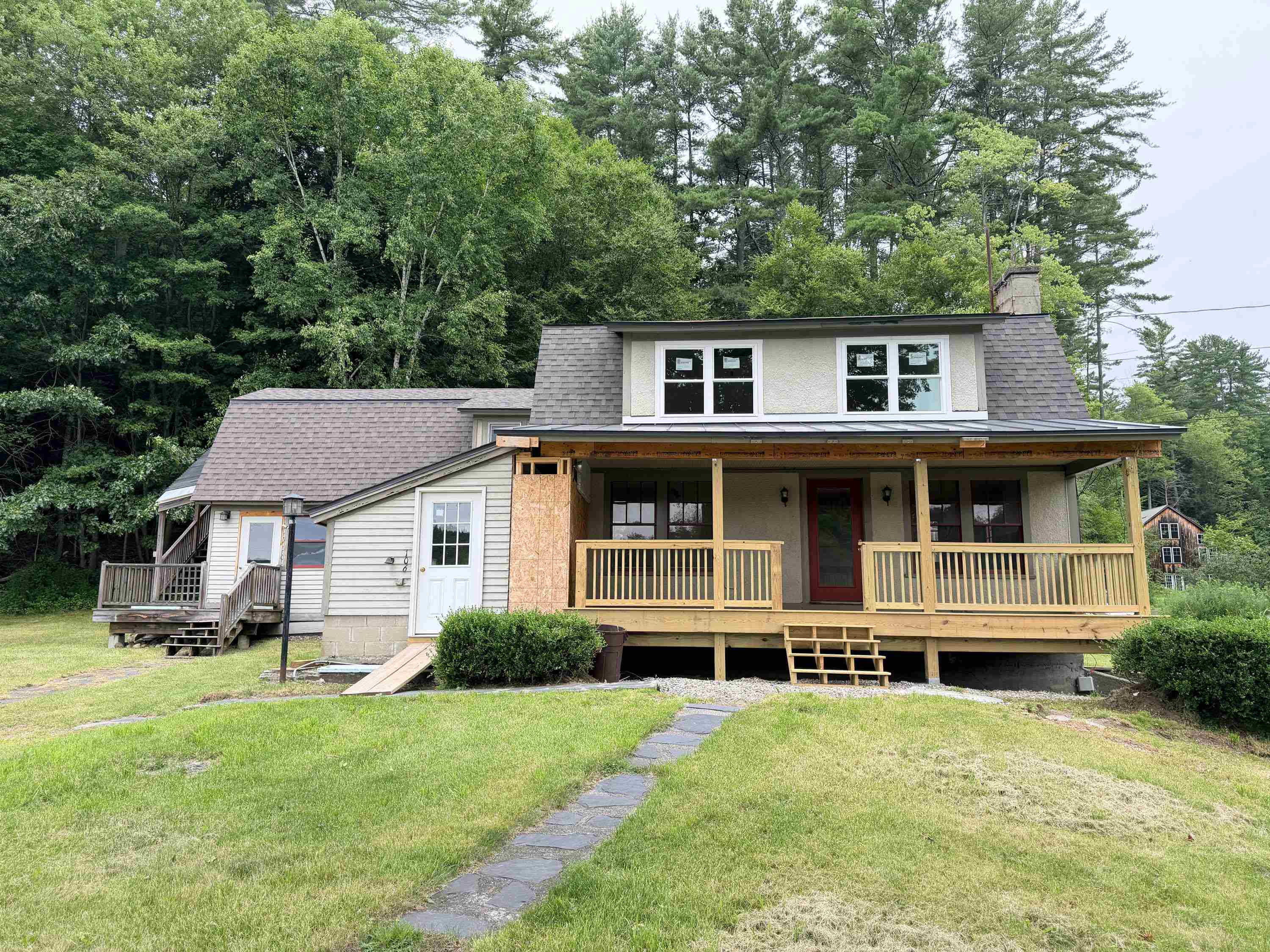 106 Coolidge Highway Property Photo 4