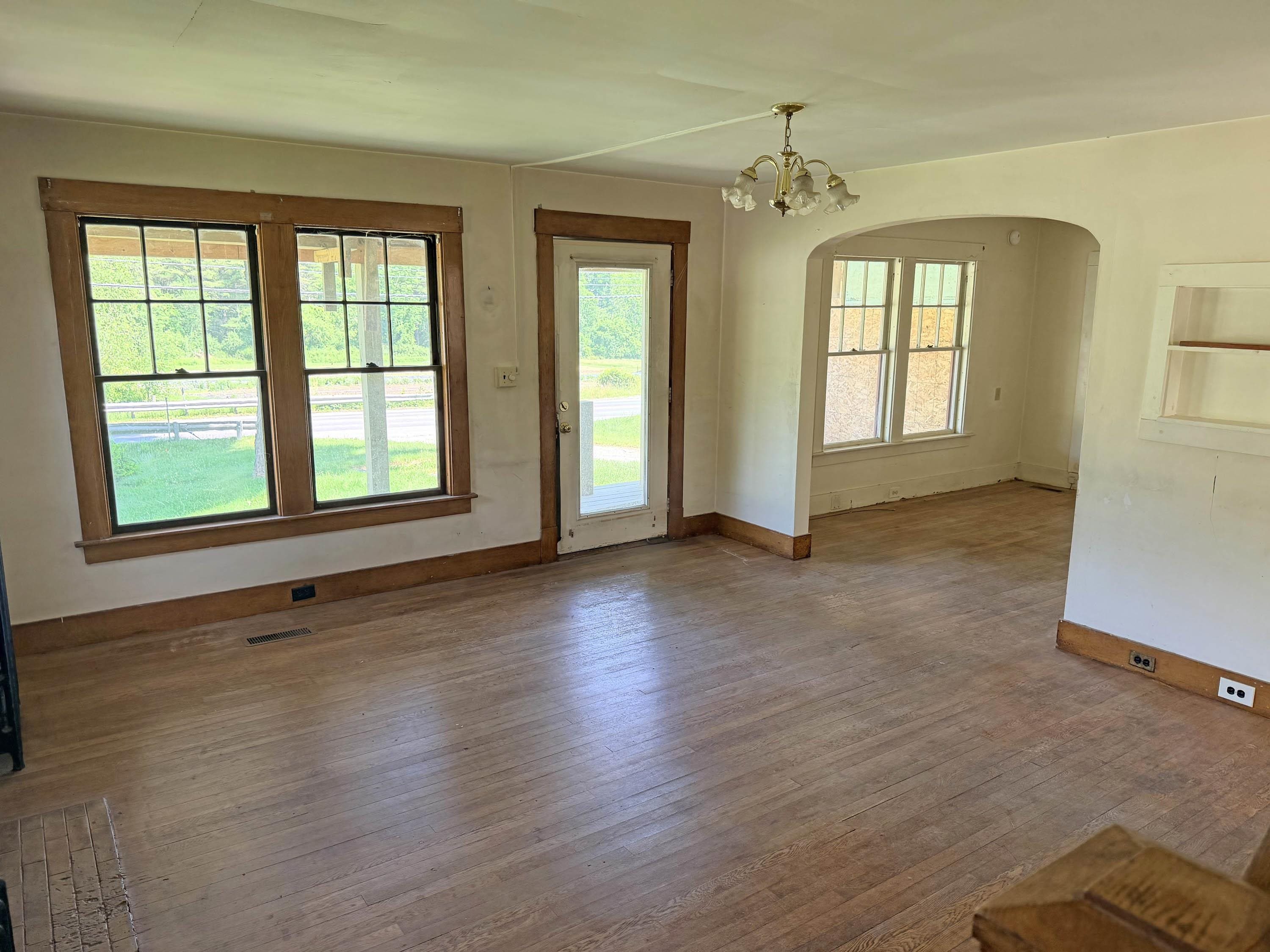 106 Coolidge Highway Property Photo 7