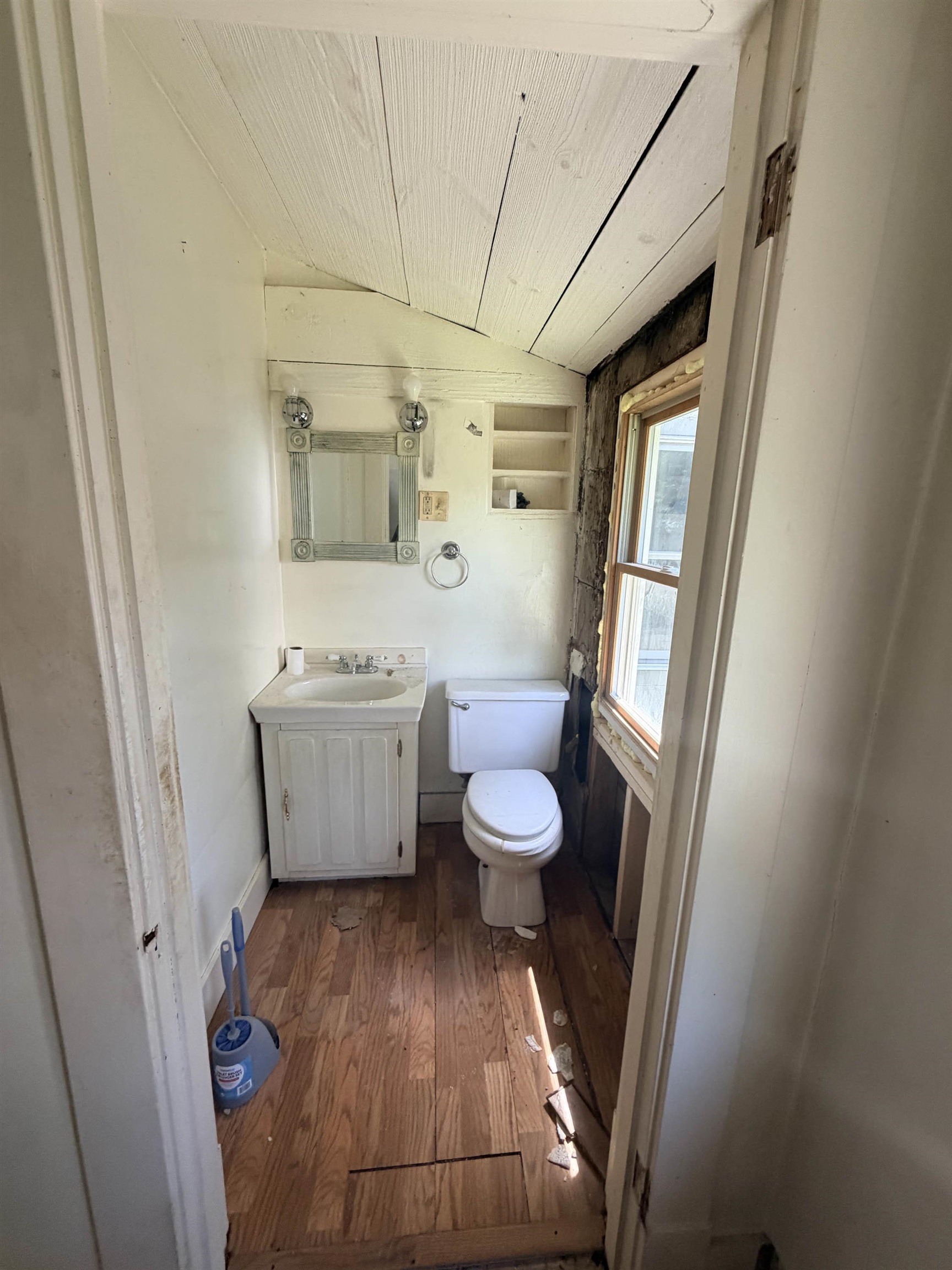 106 Coolidge Highway Property Photo 19