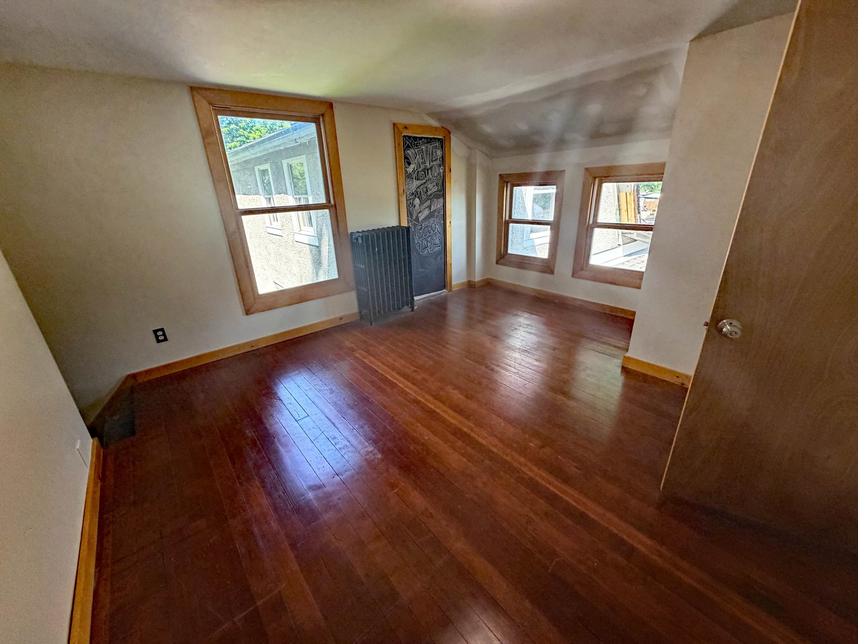106 Coolidge Highway Property Photo 27