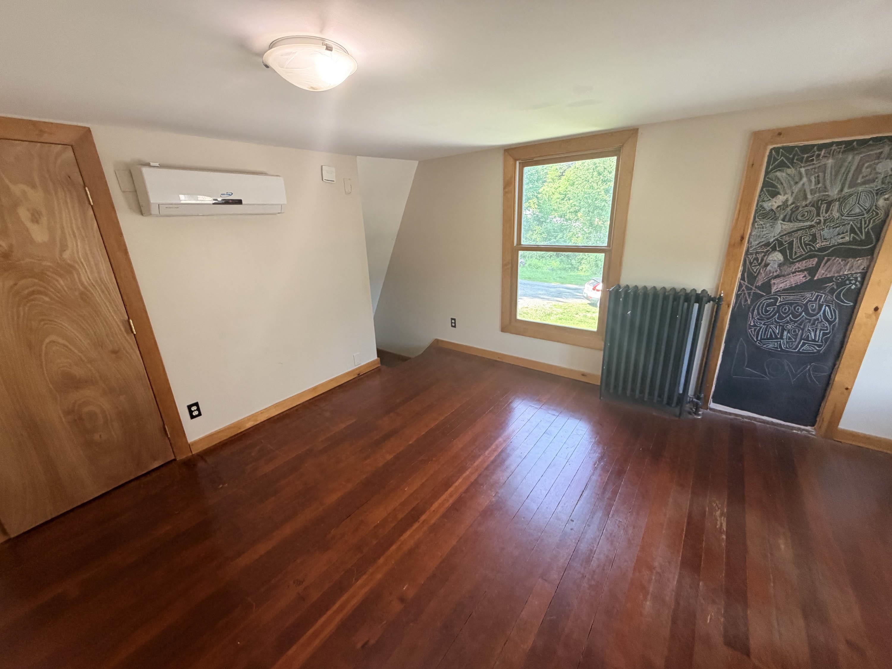 106 Coolidge Highway Property Photo 29