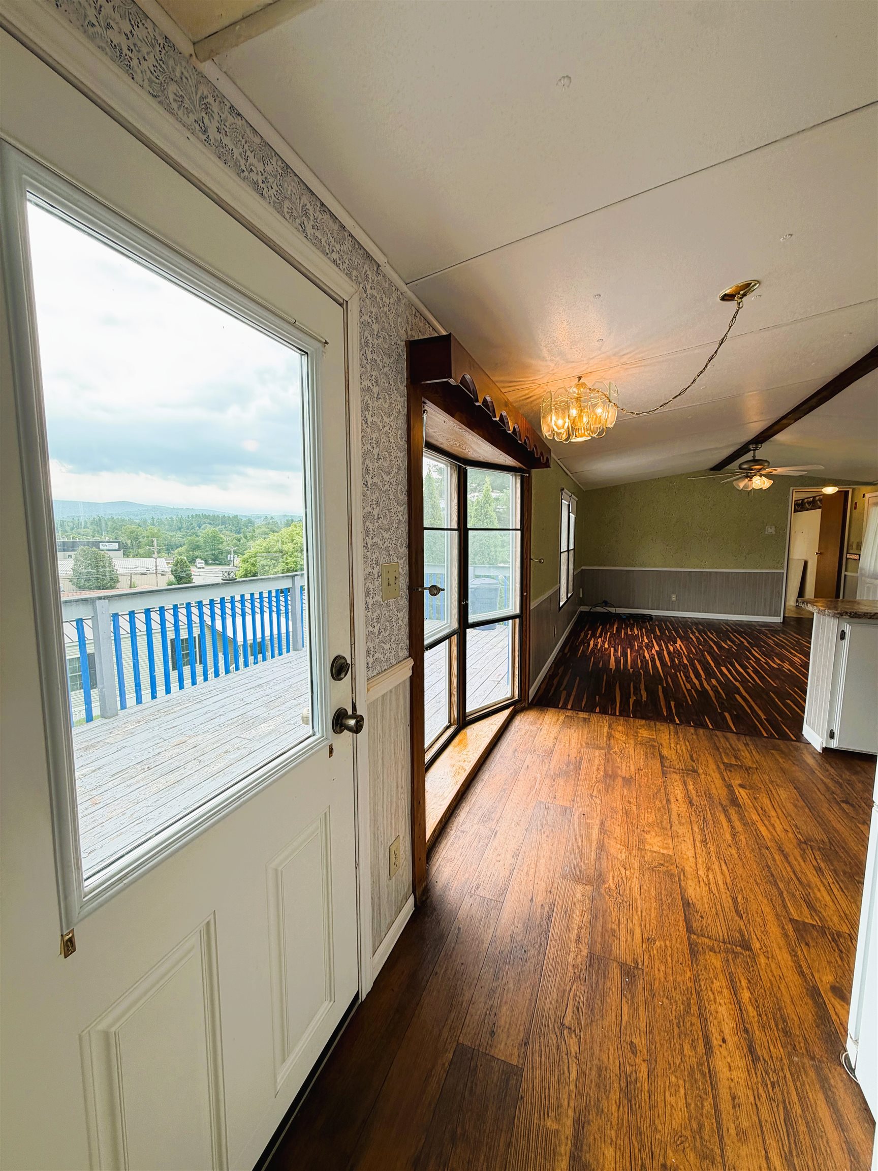 8 Hilltop Manor Mobile Home Park Property Photo 11