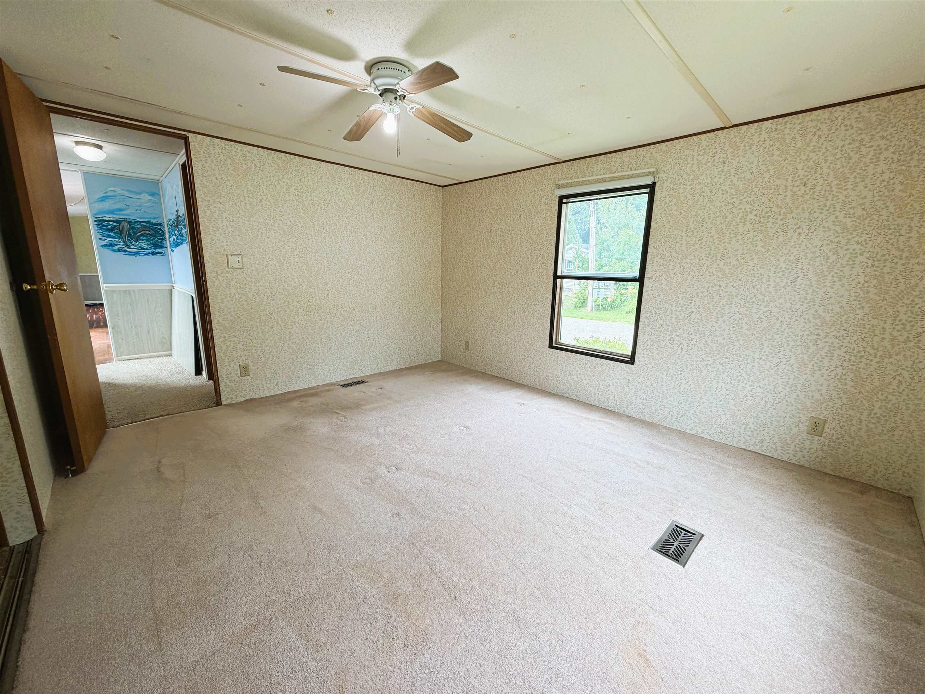 8 Hilltop Manor Mobile Home Park Property Photo 17
