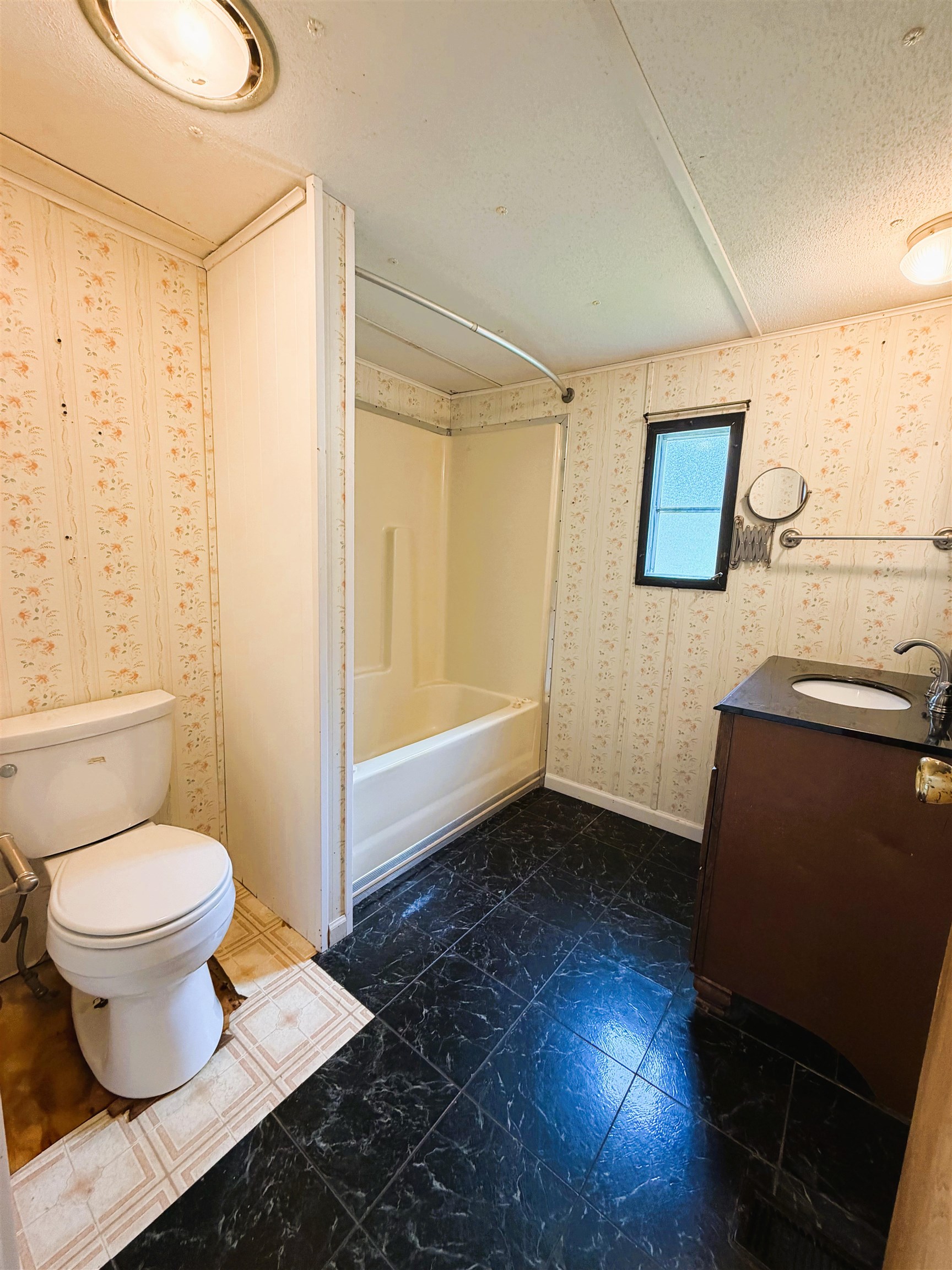 8 Hilltop Manor Mobile Home Park Property Photo 19