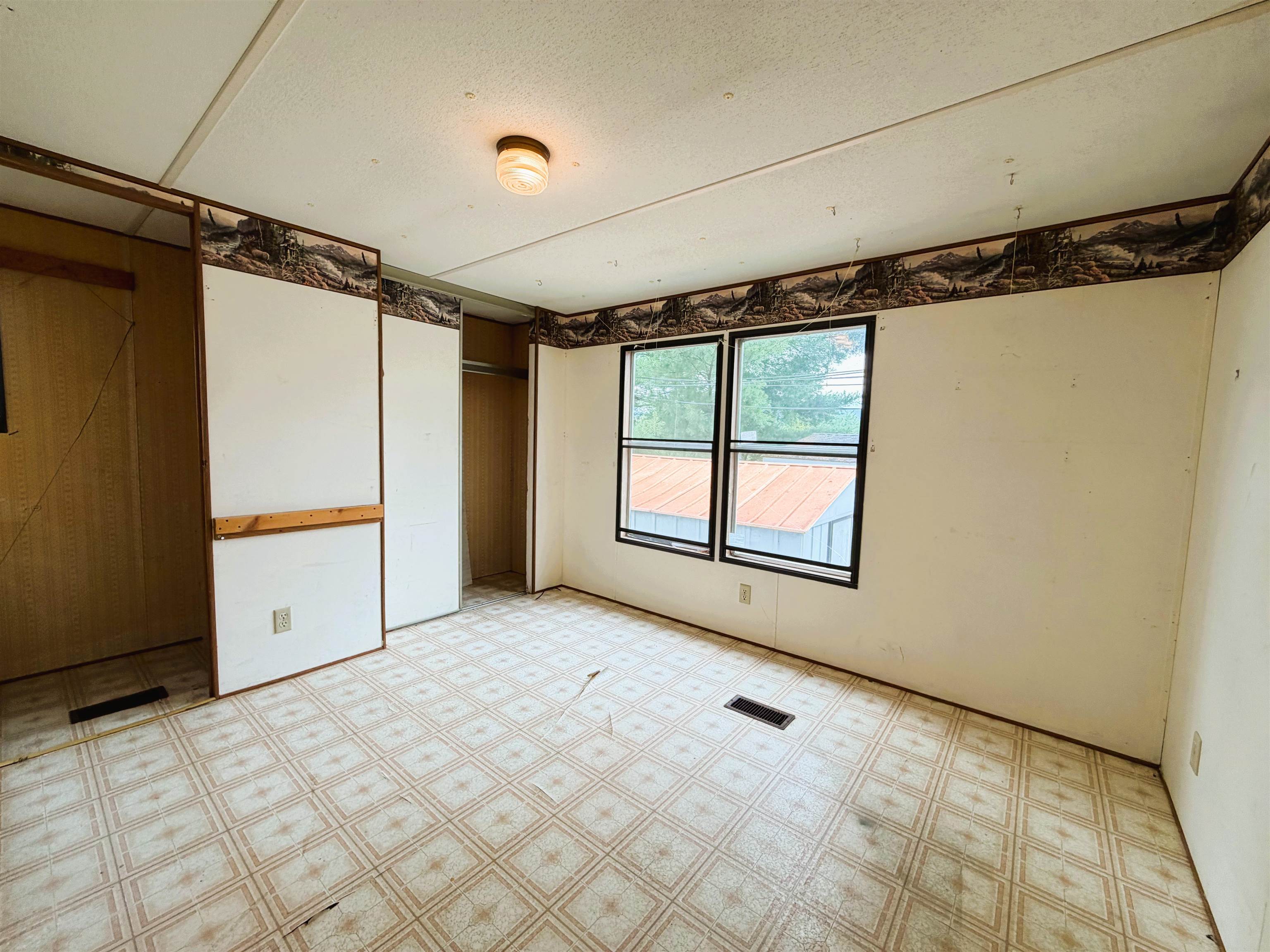 8 Hilltop Manor Mobile Home Park Property Photo 26