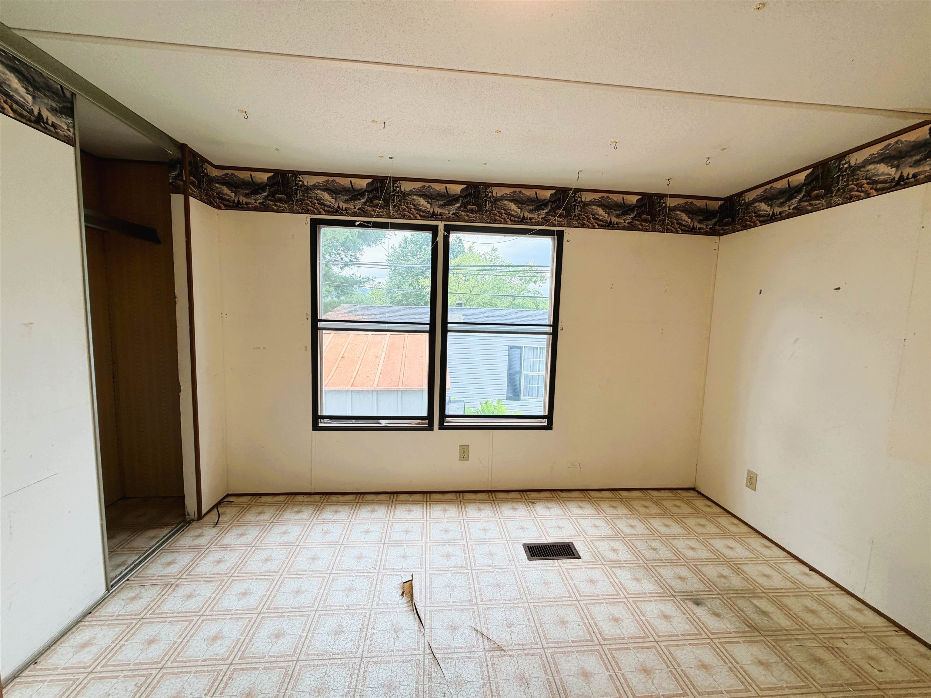 8 Hilltop Manor Mobile Home Park Property Photo 31