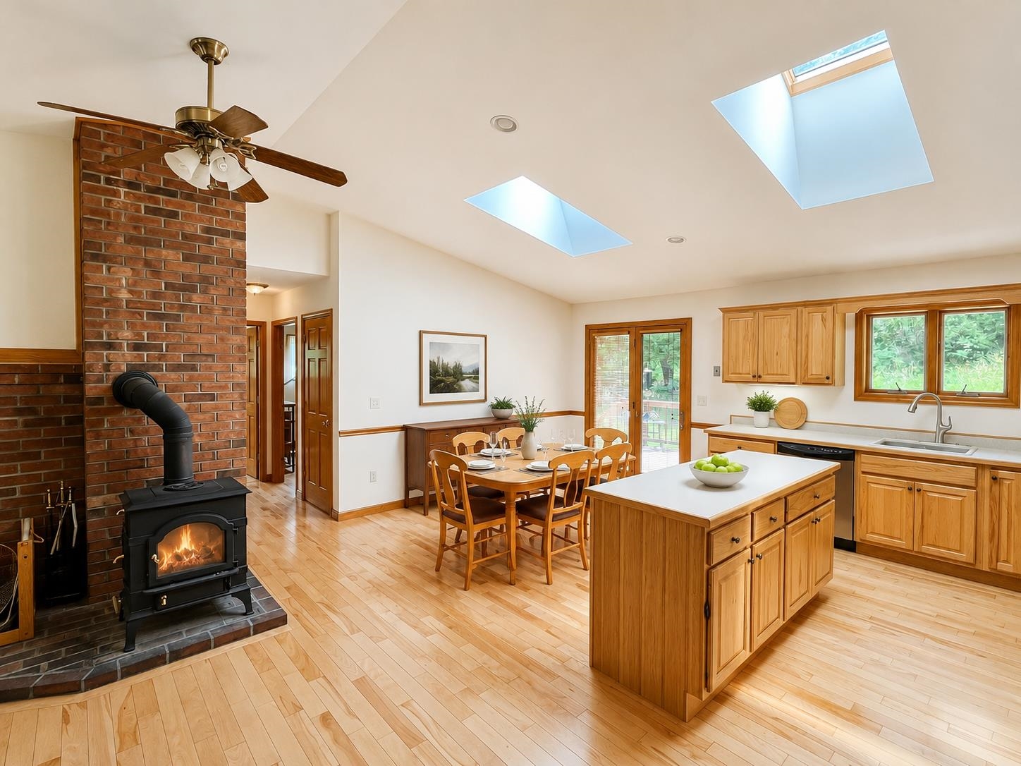 38 Thompson Road Property Photo 11