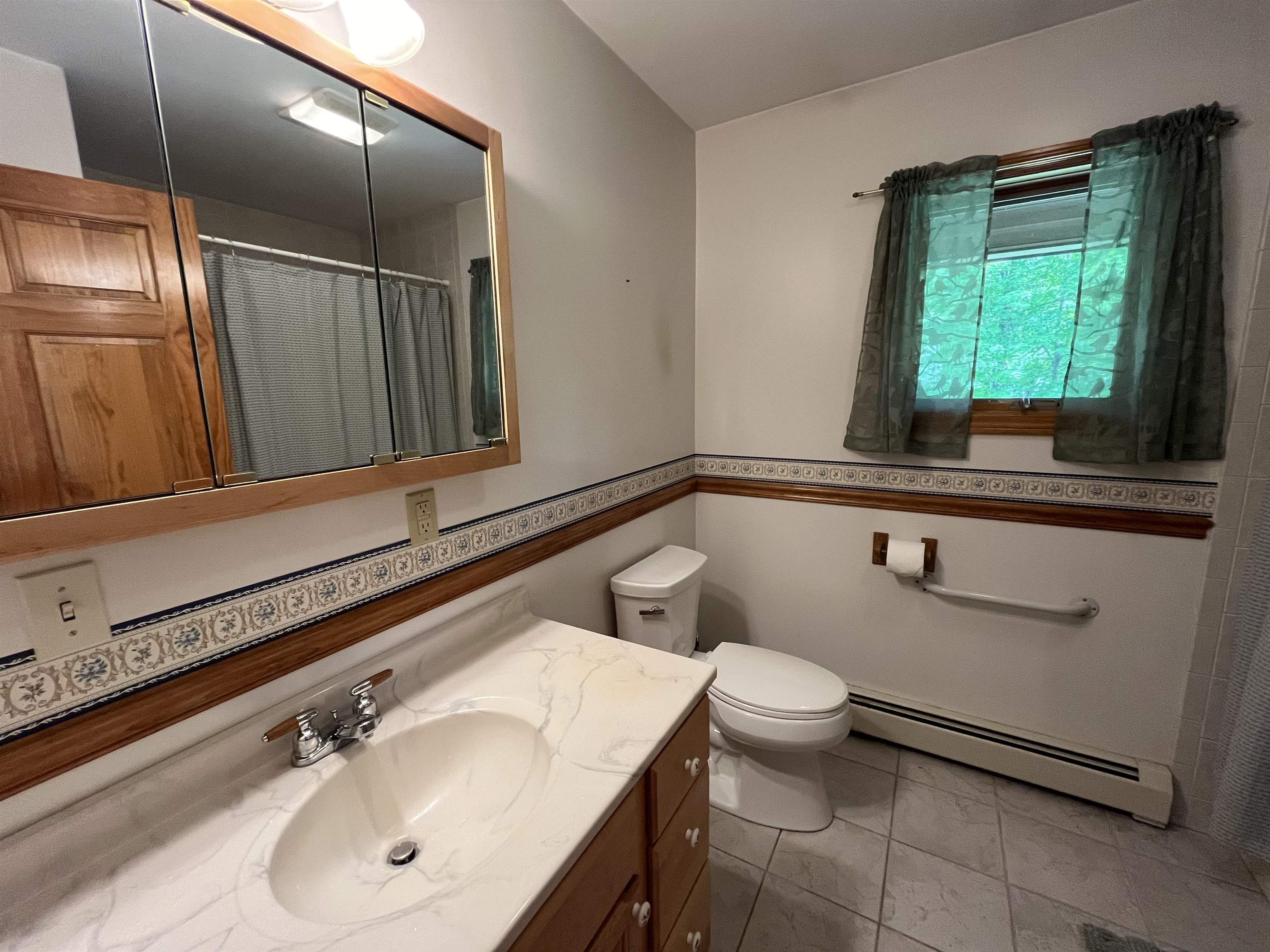 38 Thompson Road Property Photo 14
